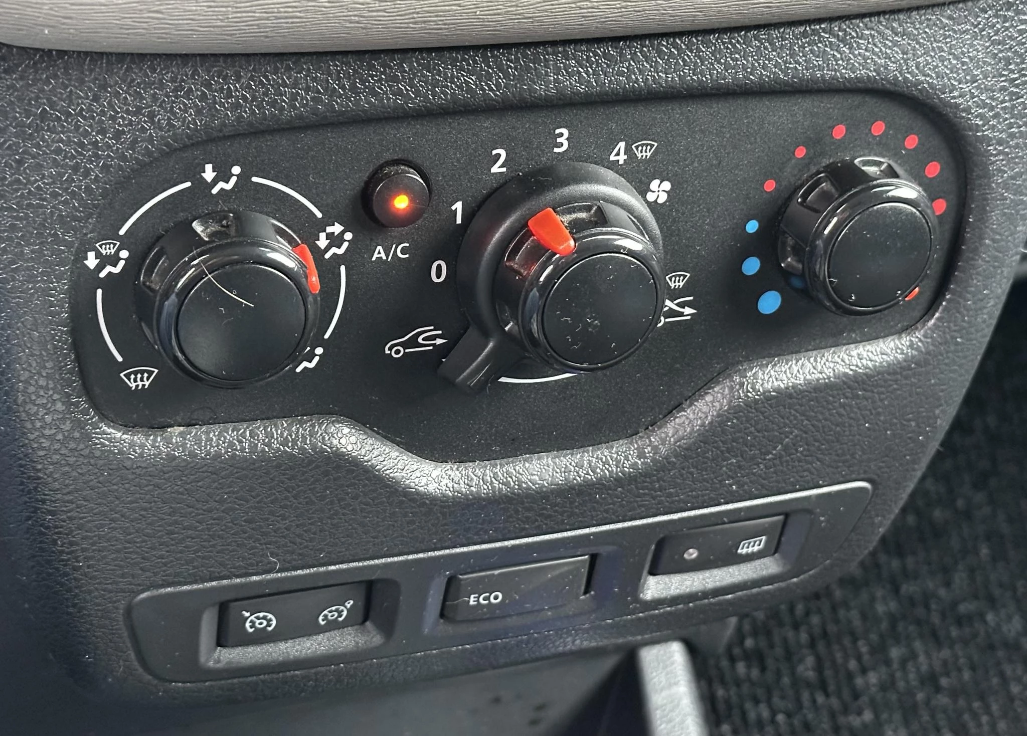 Hoofdafbeelding Dacia Dokker