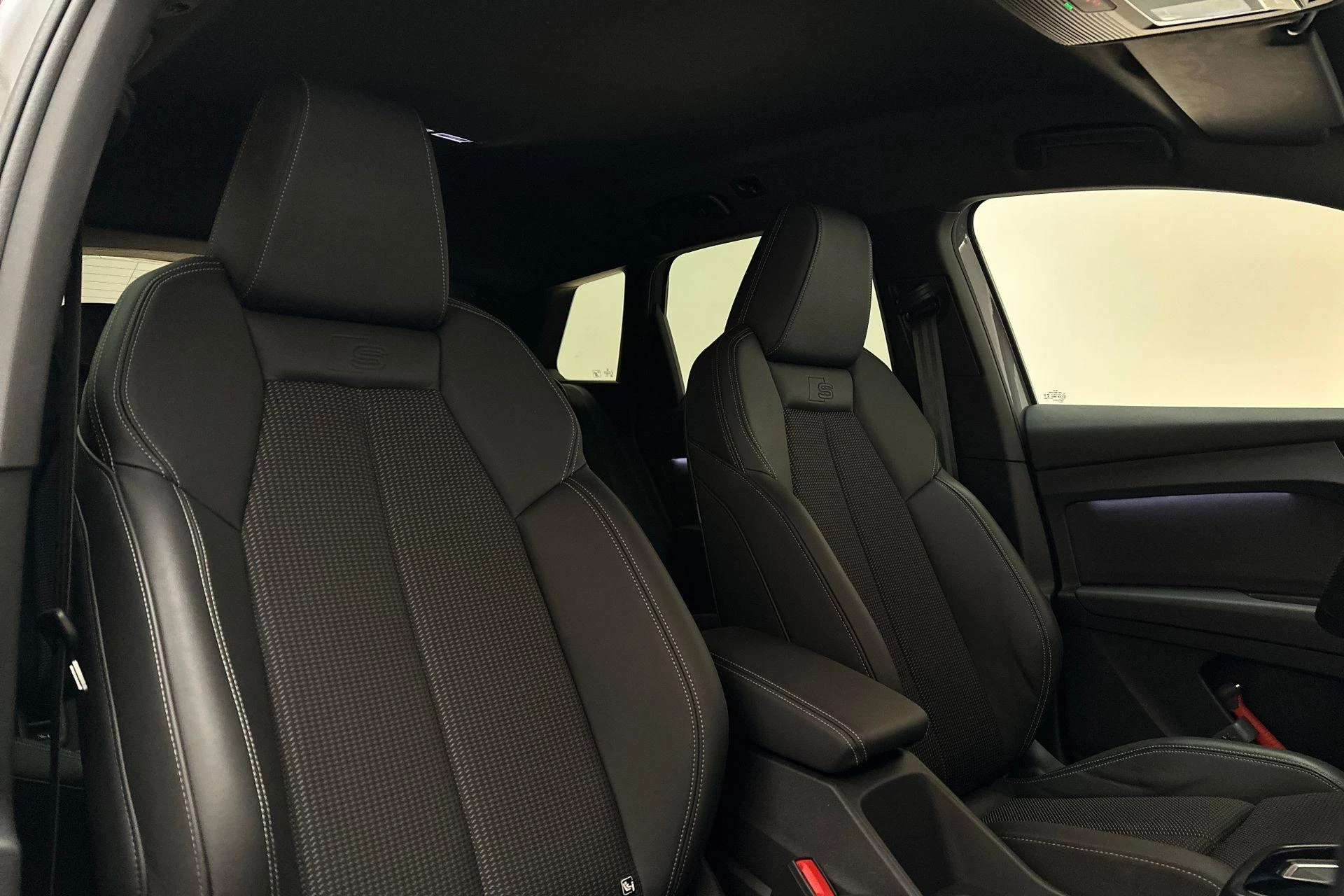 Hoofdafbeelding Audi Q4 e-tron