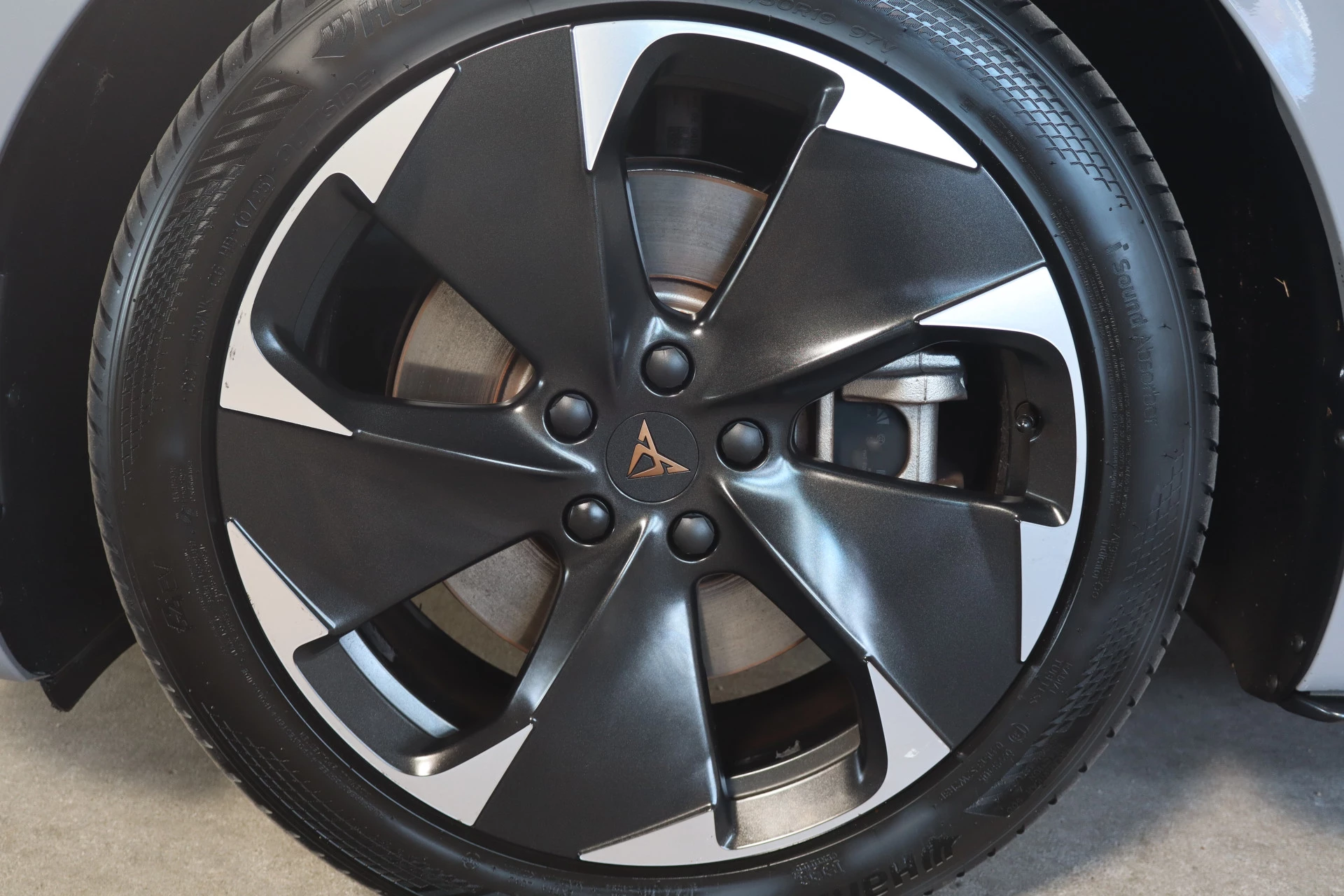Hoofdafbeelding CUPRA Born