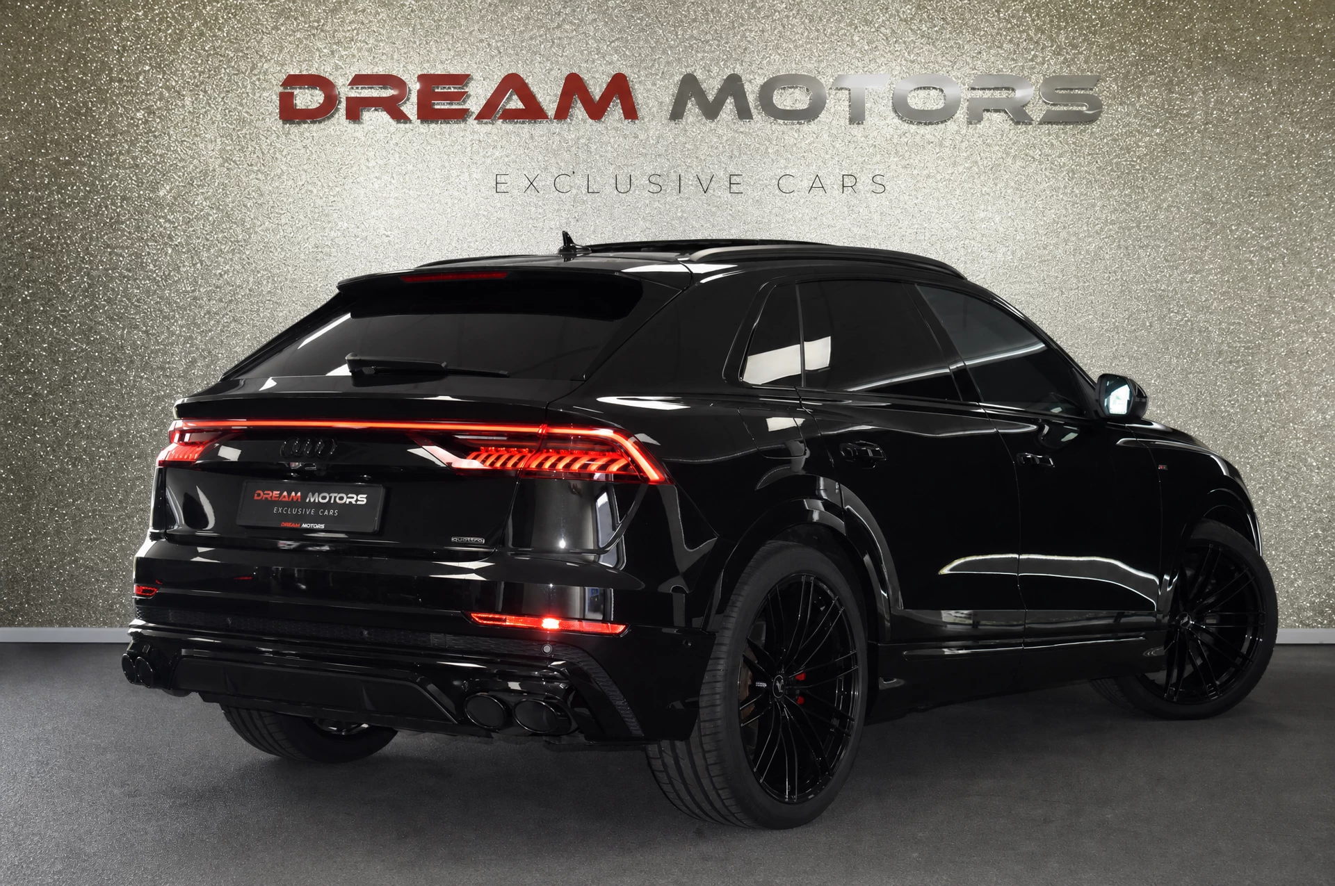 Hoofdafbeelding Audi Q8