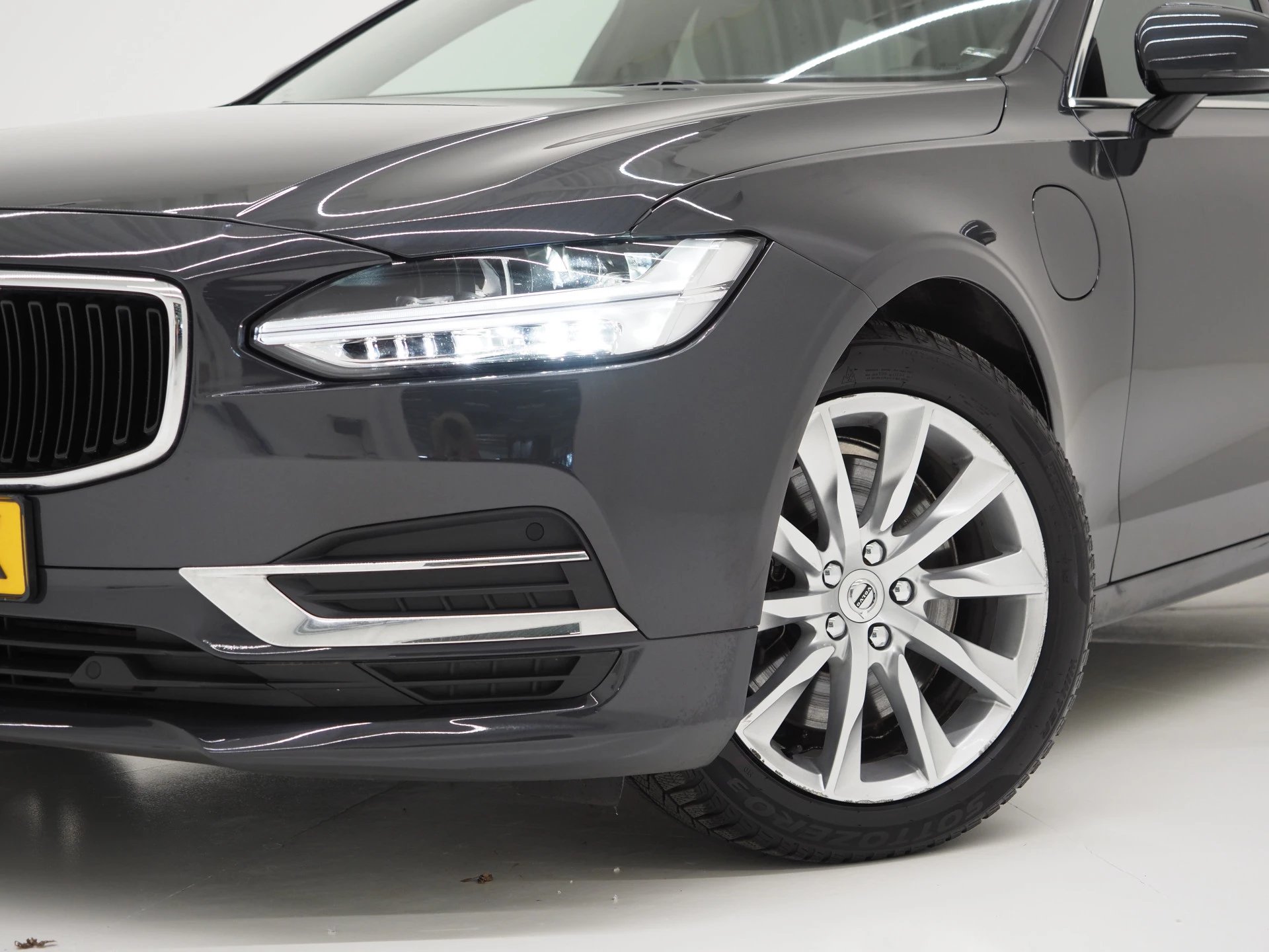 Hoofdafbeelding Volvo V90