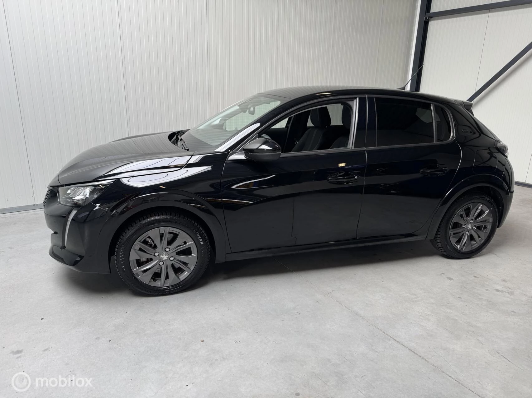 Hoofdafbeelding Peugeot e-208