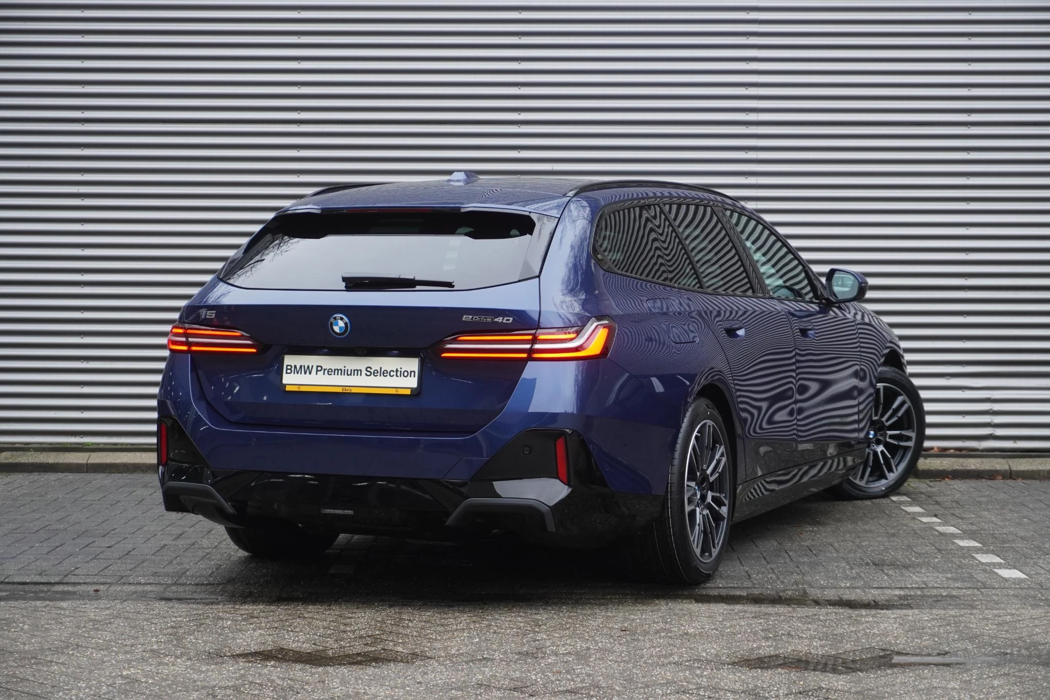 Hoofdafbeelding BMW i5