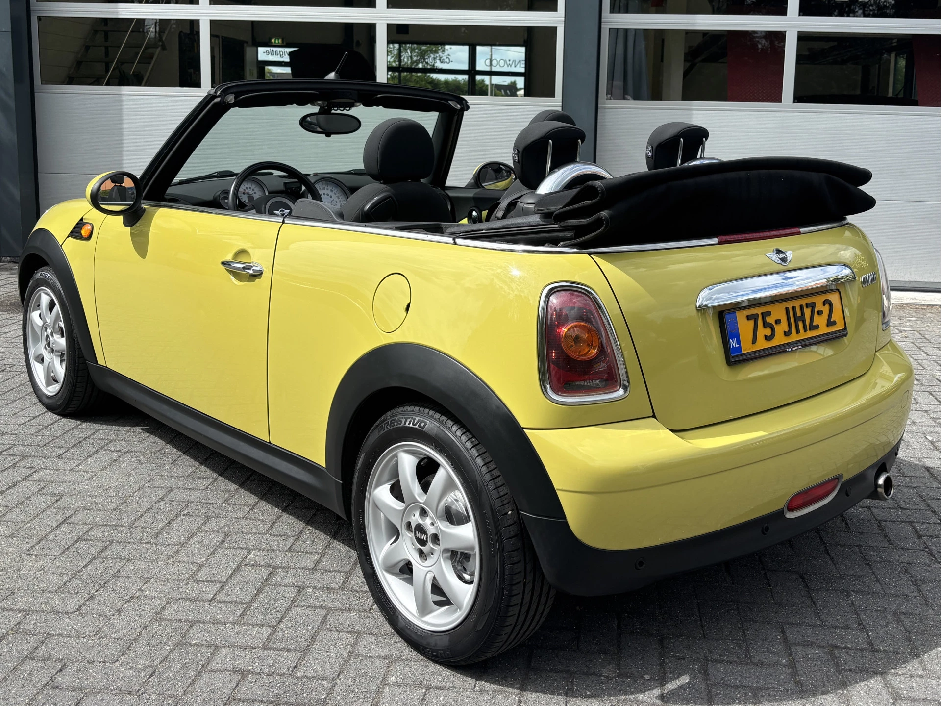 Hoofdafbeelding MINI Cooper Cabrio