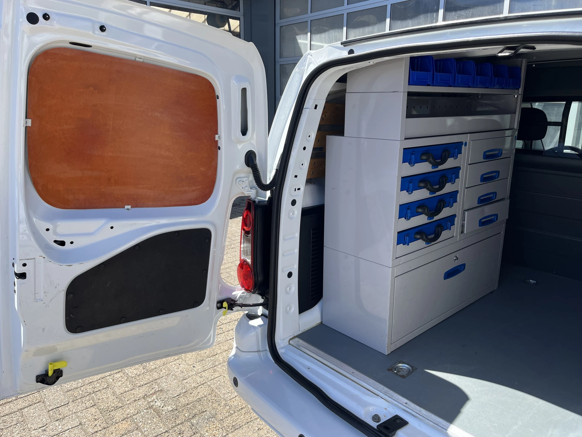 Hoofdafbeelding Peugeot Partner