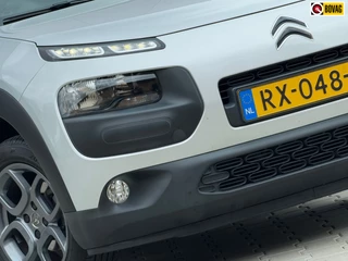 Citroen C4 Cactus 1.2 PureTech Shine - Gris Aluminium - Camera/Clima/Cruise - Nieuwstaat