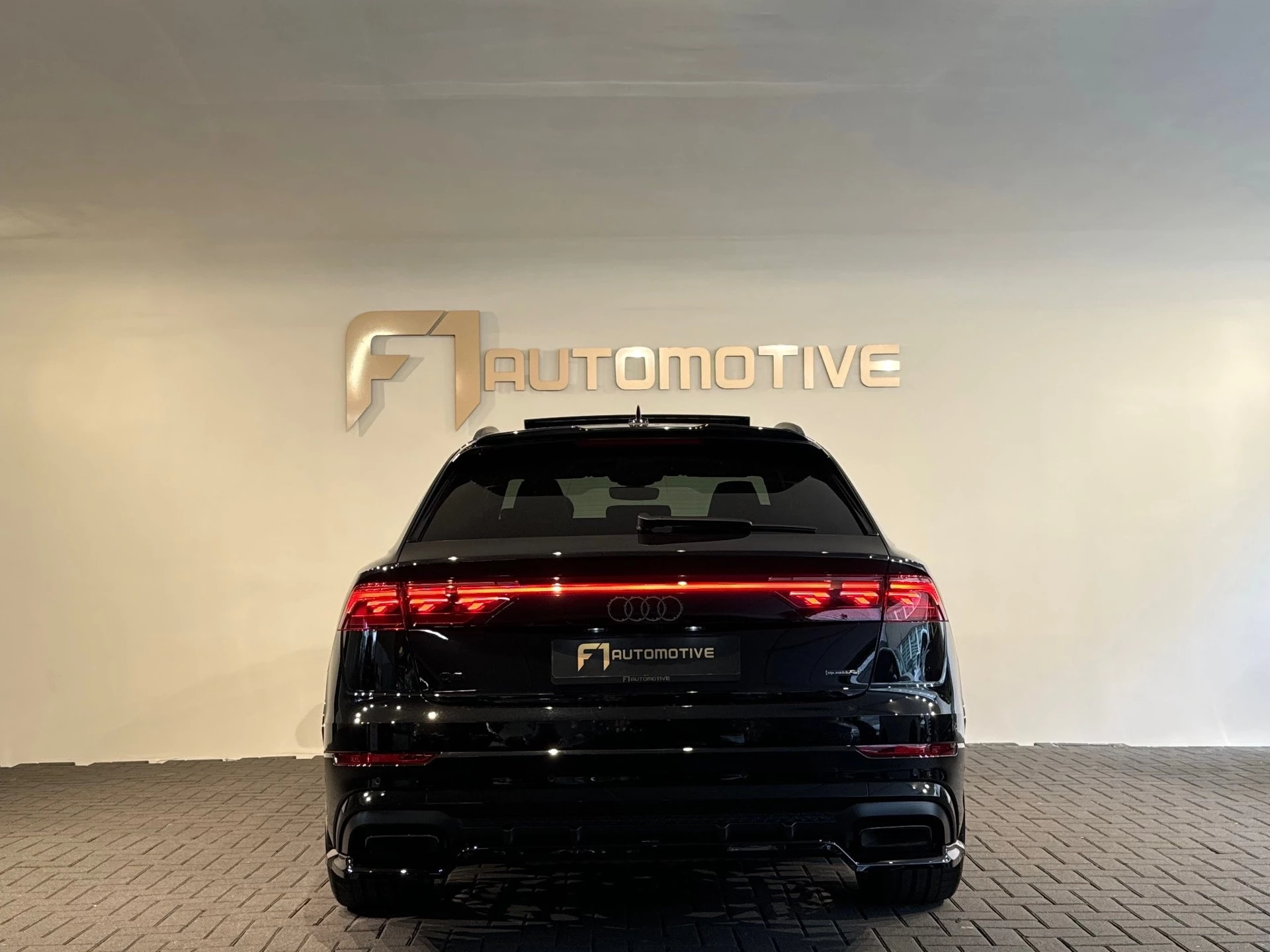 Hoofdafbeelding Audi Q8