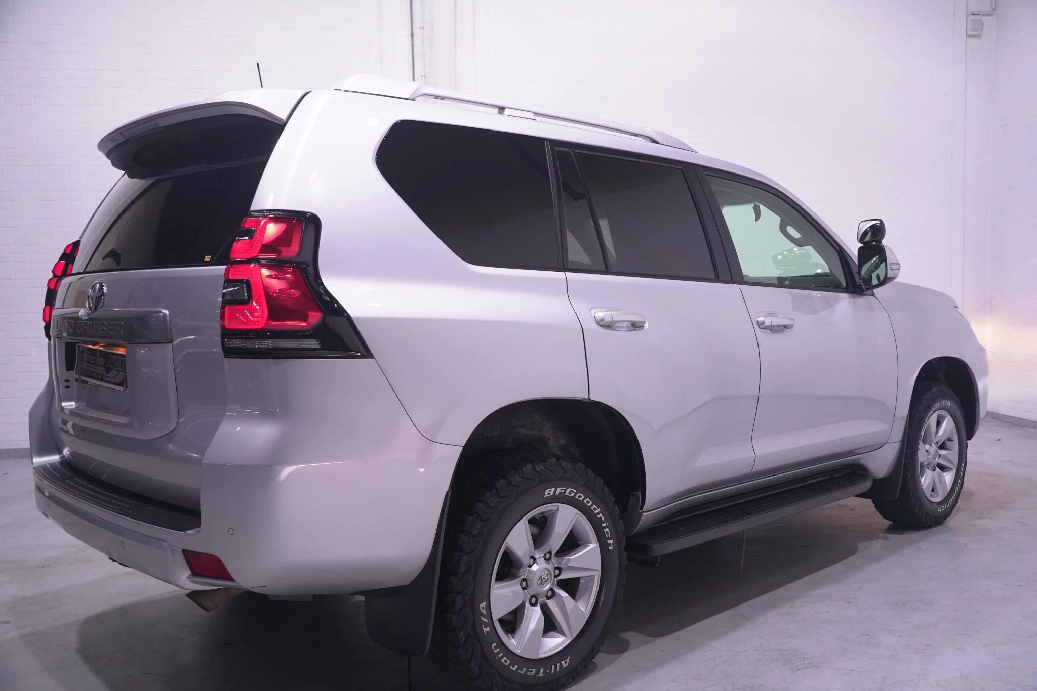 Hoofdafbeelding Toyota Land Cruiser