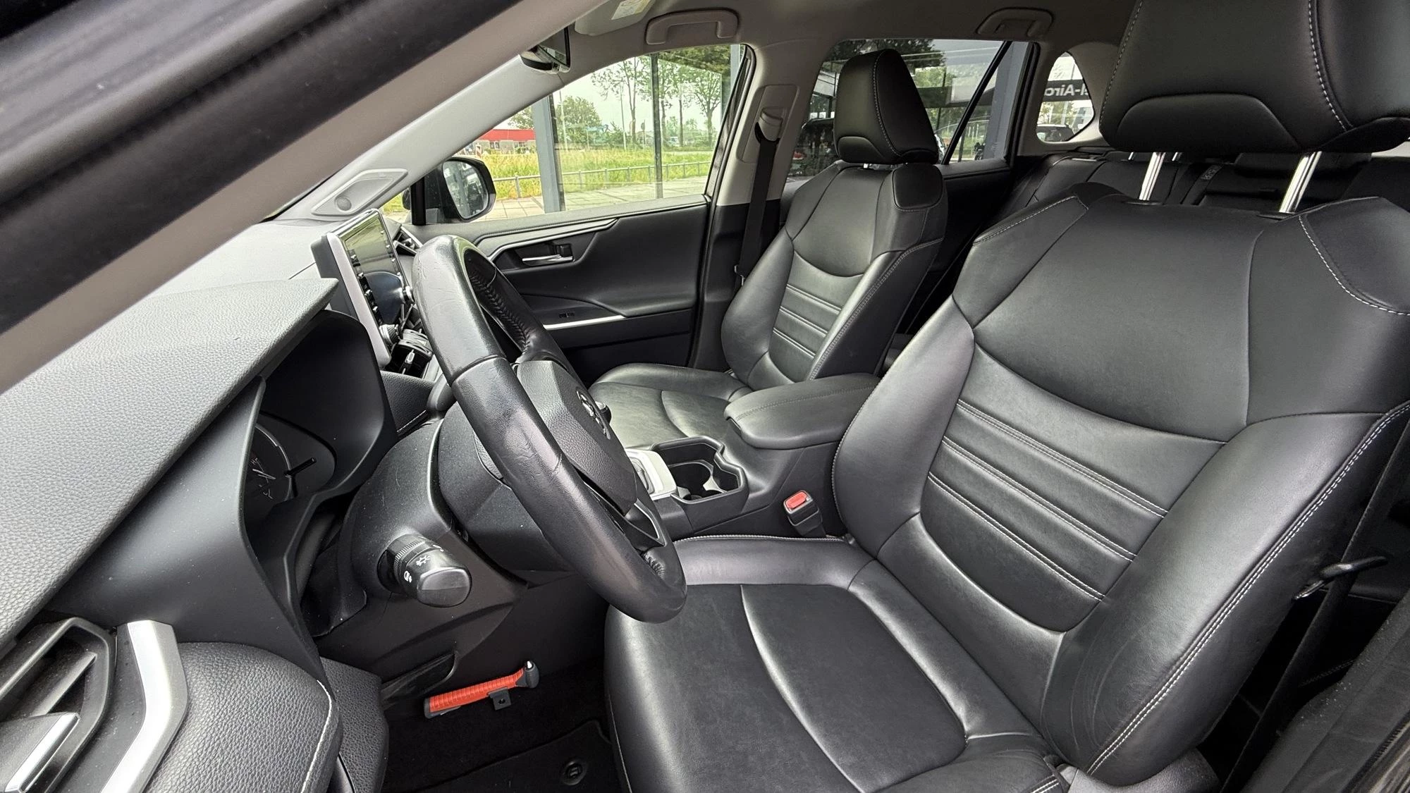 Hoofdafbeelding Toyota RAV4
