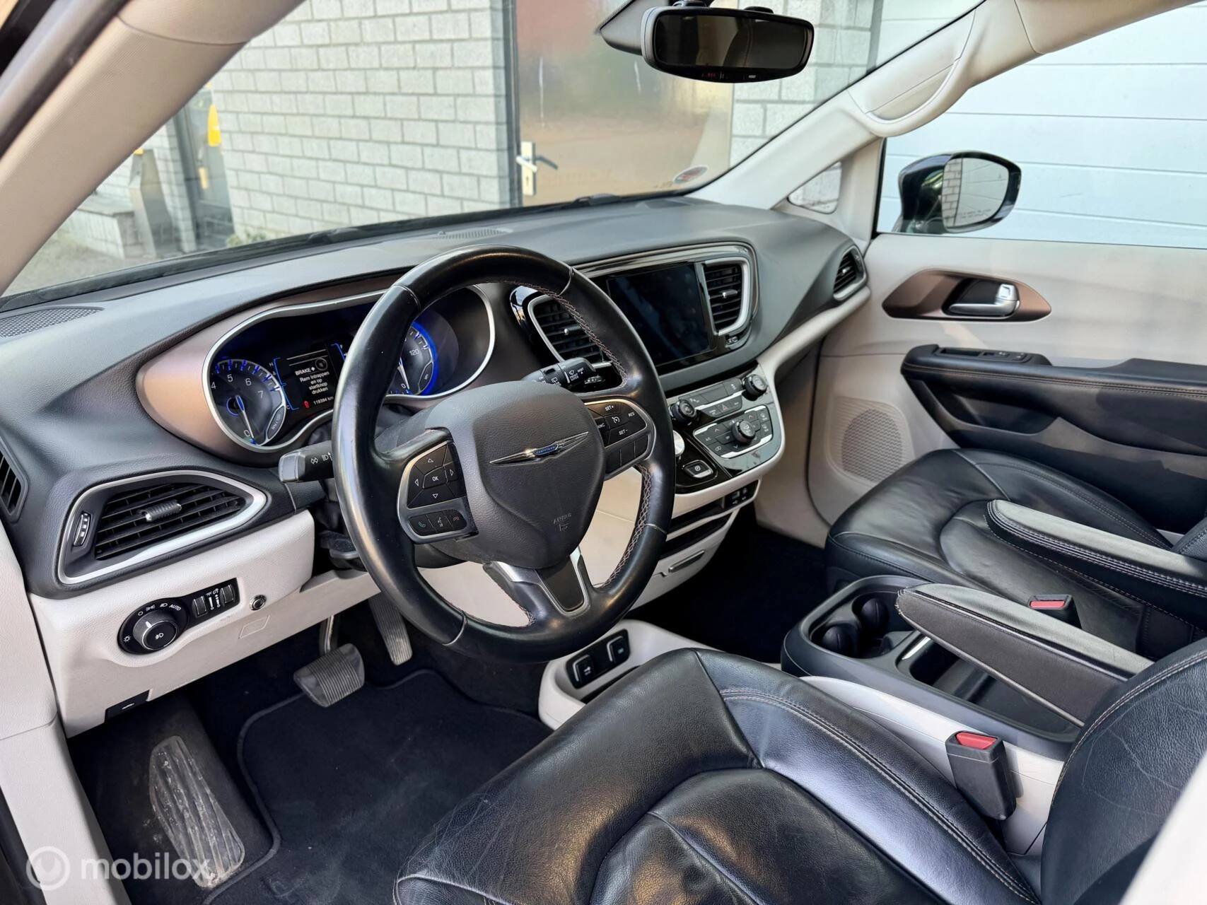 Hoofdafbeelding Chrysler Pacifica