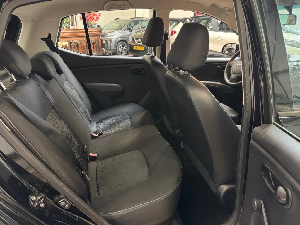 Hoofdafbeelding Hyundai i10