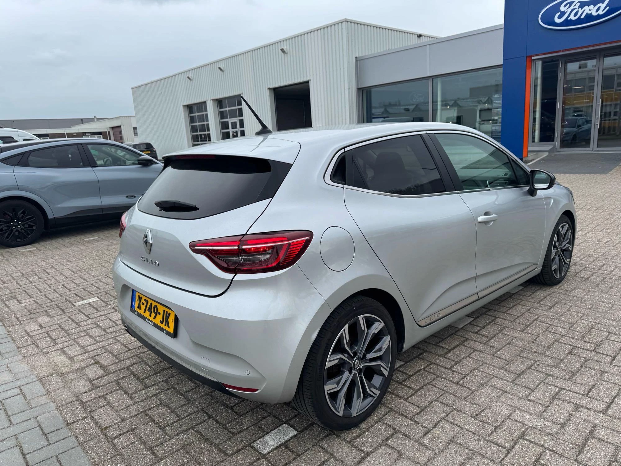 Hoofdafbeelding Renault Clio