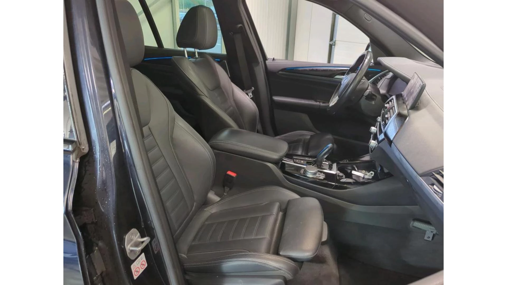 Hoofdafbeelding BMW iX3