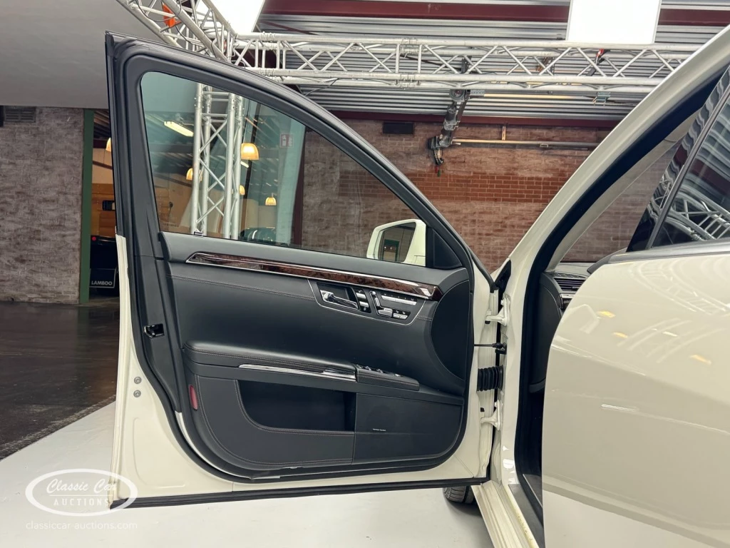 Hoofdafbeelding Mercedes-Benz S-Klasse