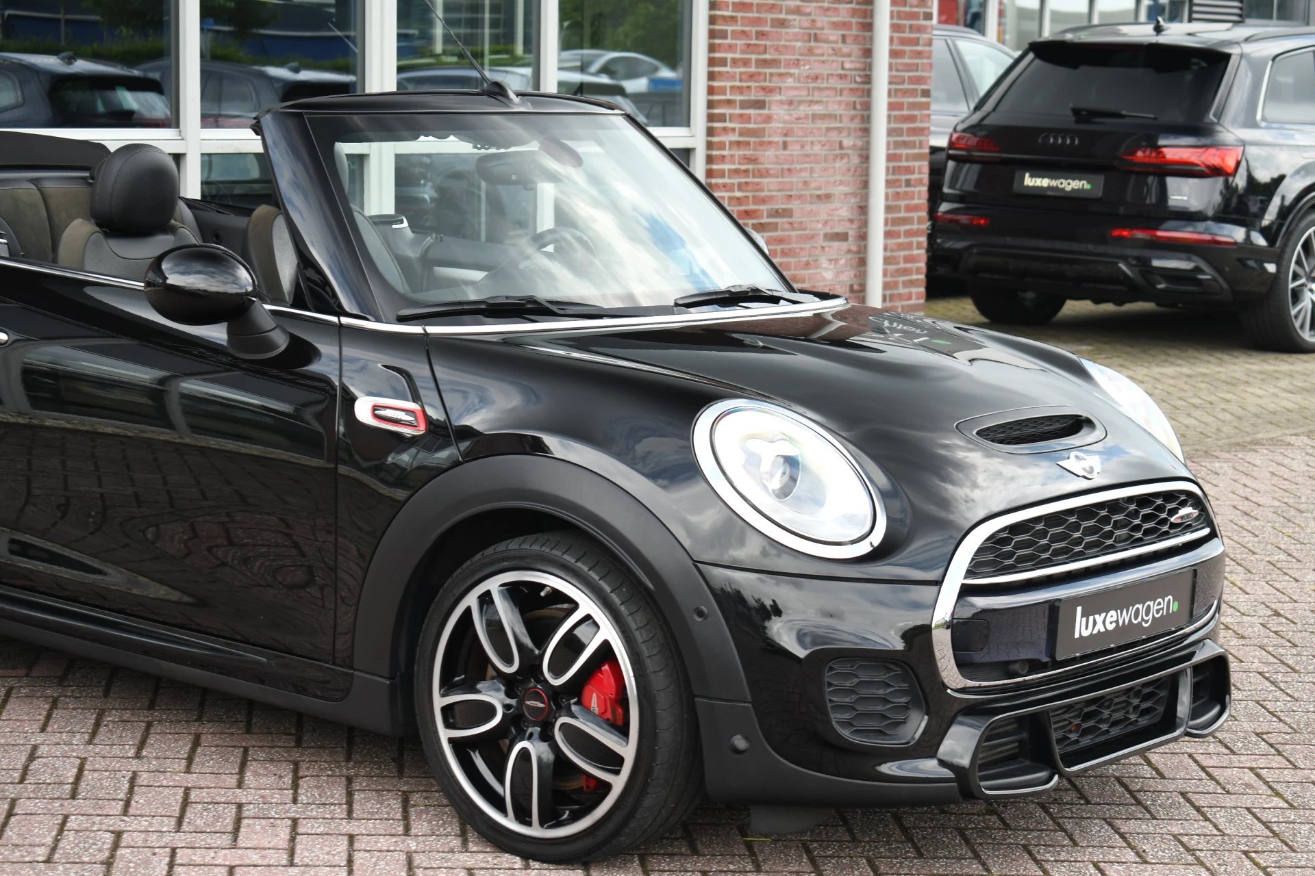 Hoofdafbeelding MINI Cabrio