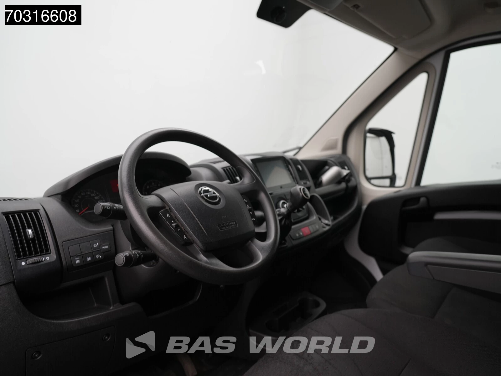 Hoofdafbeelding Opel Movano