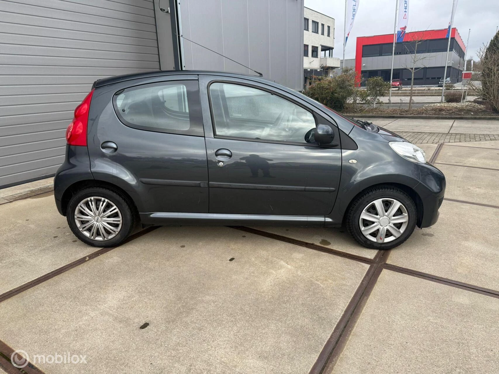 Hoofdafbeelding Peugeot 107