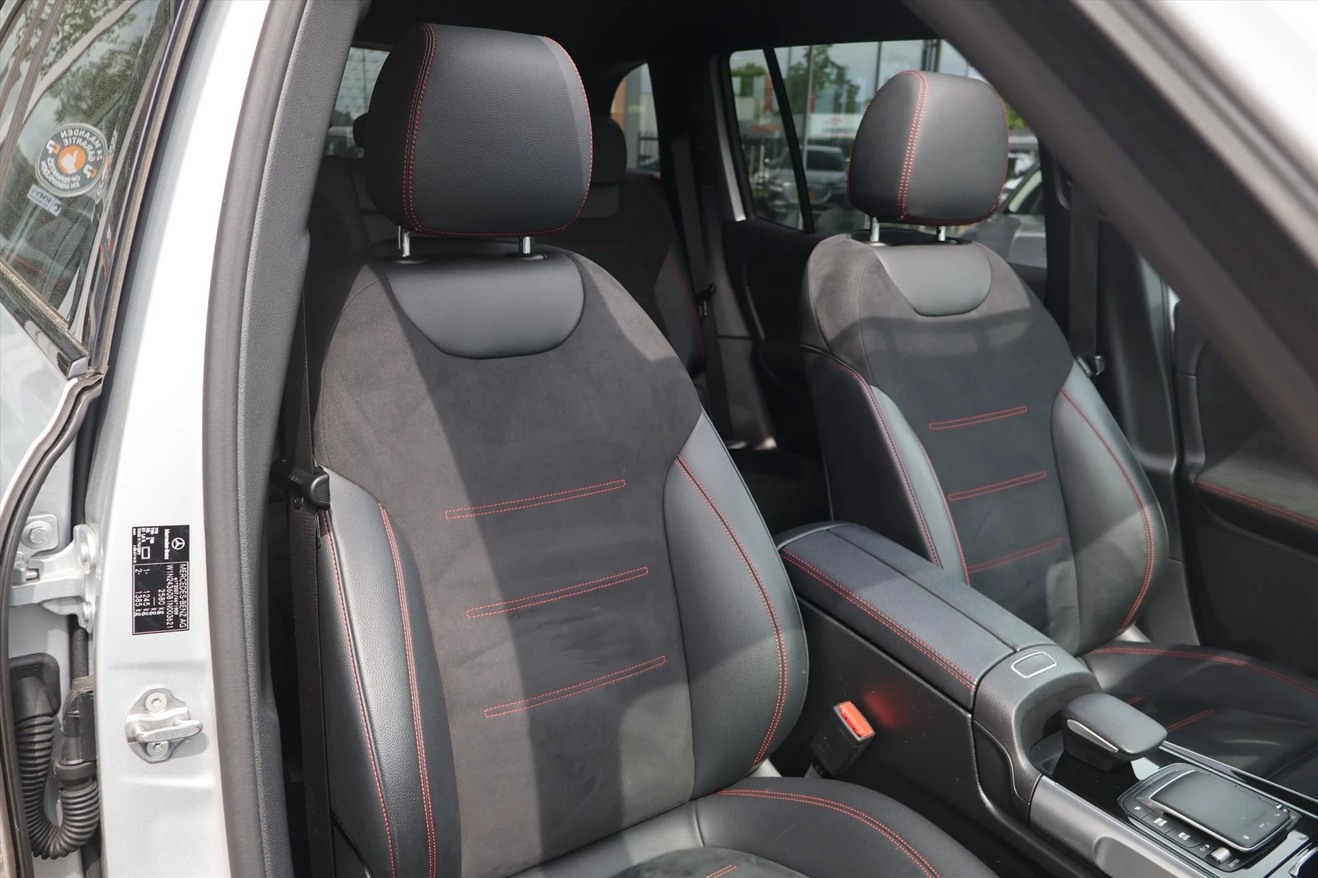 Hoofdafbeelding Mercedes-Benz EQB