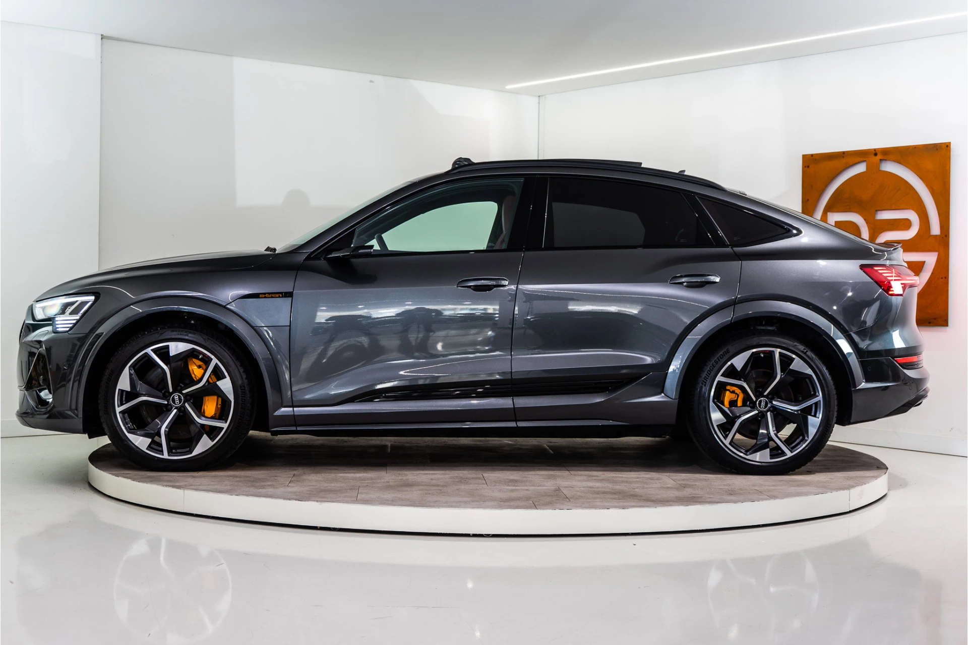 Hoofdafbeelding Audi e-tron