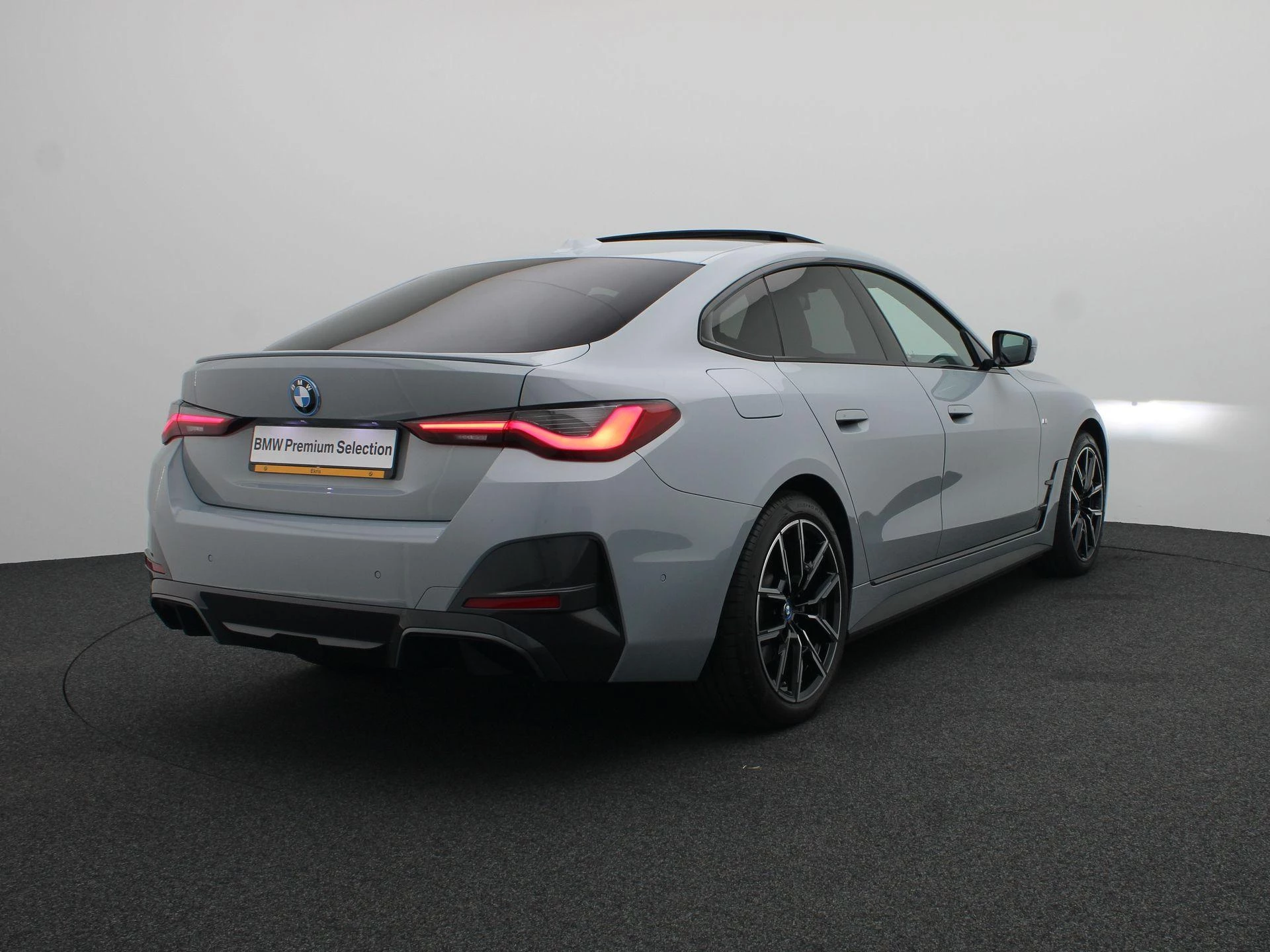 Hoofdafbeelding BMW i4