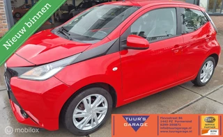 Hoofdafbeelding Toyota Aygo Toyota Aygo 1.0 VVT-i x-play