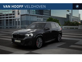 Hoofdafbeelding BMW X1 BMW X1 xDrive30e High Executive M Sport Automaat / Panoramadak / Trekhaak / Sportstoelen  / Adaptieve LED / Parking Assistant Plus / Head-Up / M Adaptief onderstel / Comfort Access