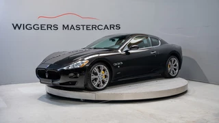 Maserati GranTurismo 4.7 S 439 PK, 20 Inch, gele remzadels, Zwart Leder