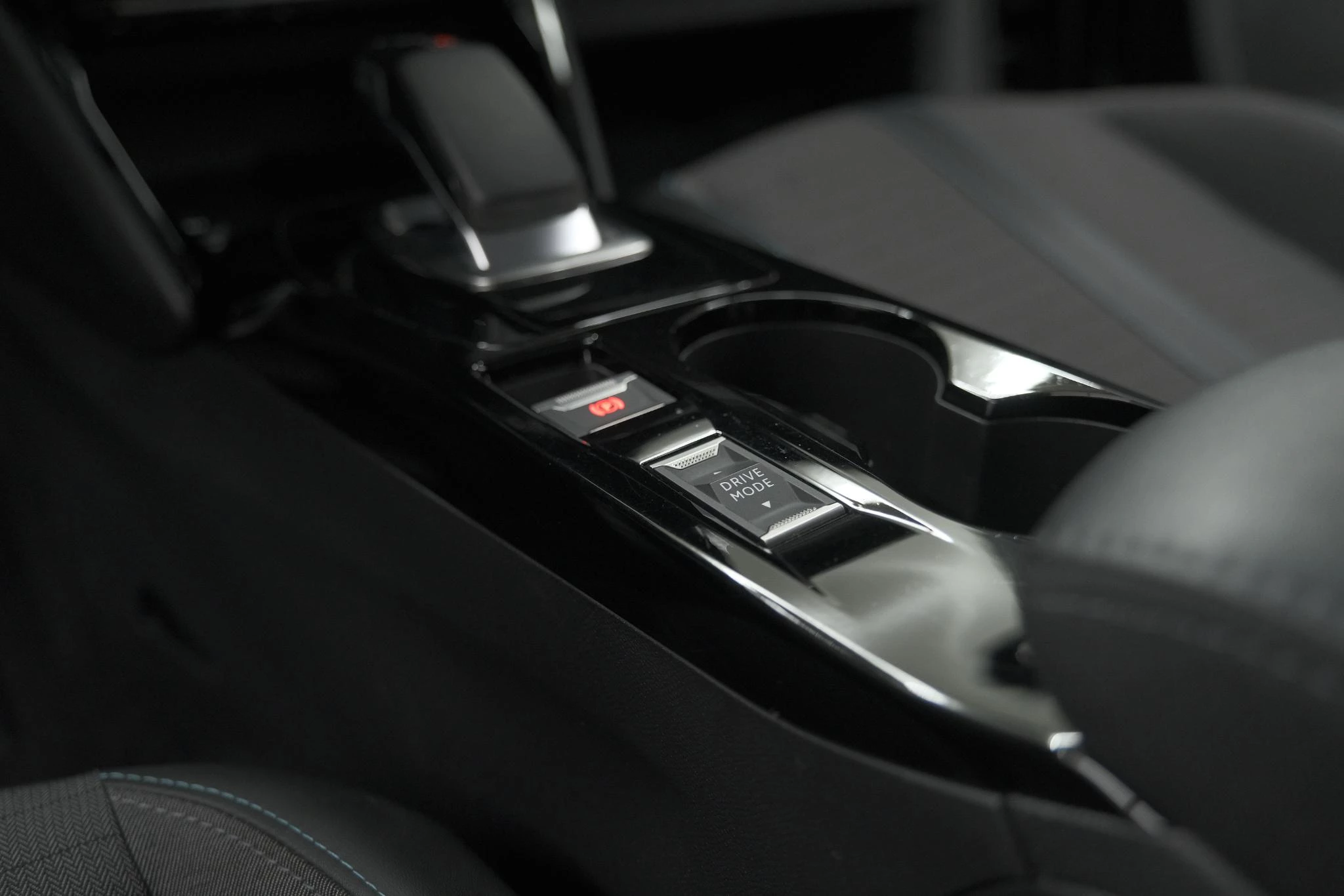 Hoofdafbeelding Peugeot e-208