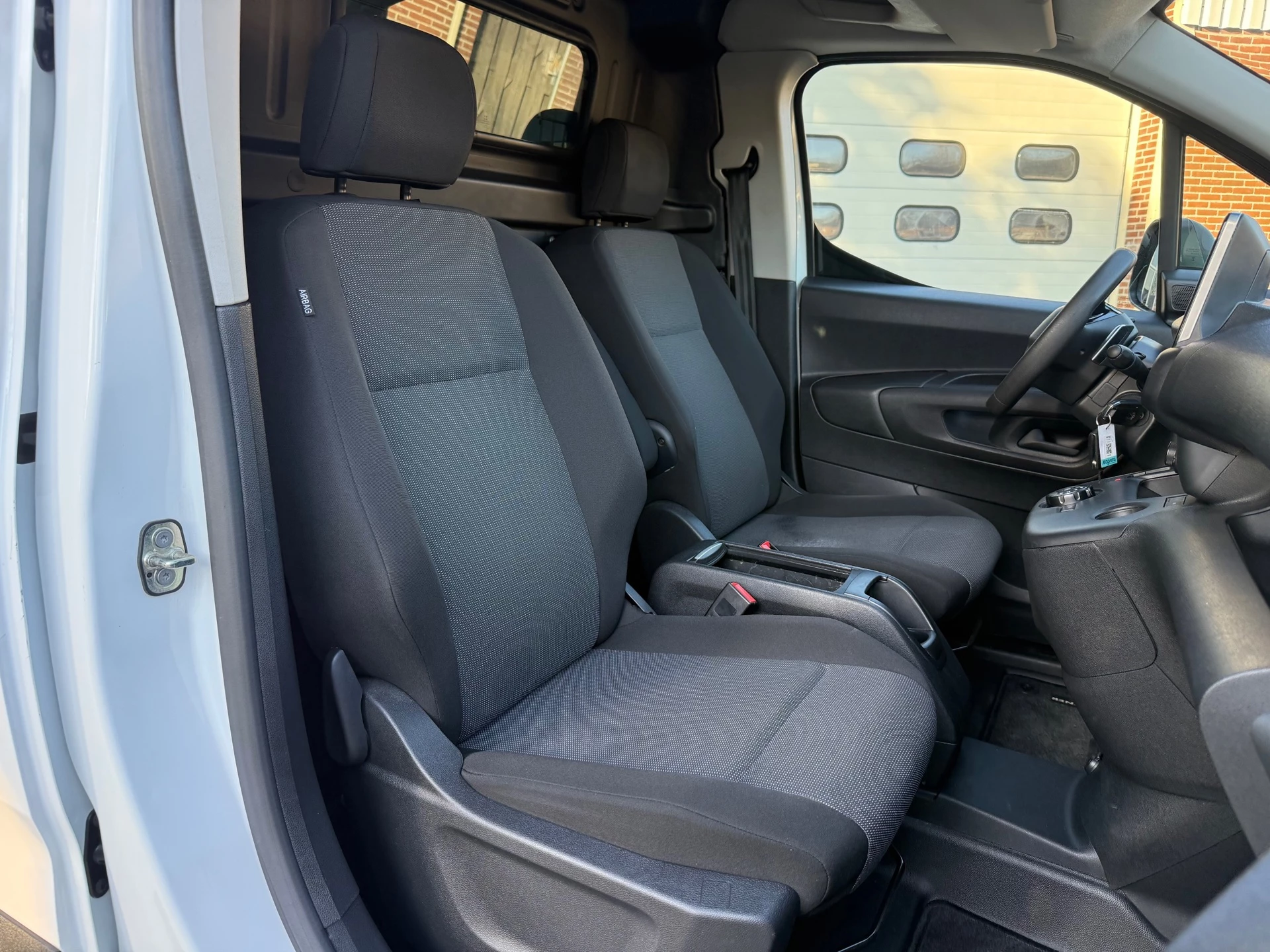 Hoofdafbeelding Peugeot Partner