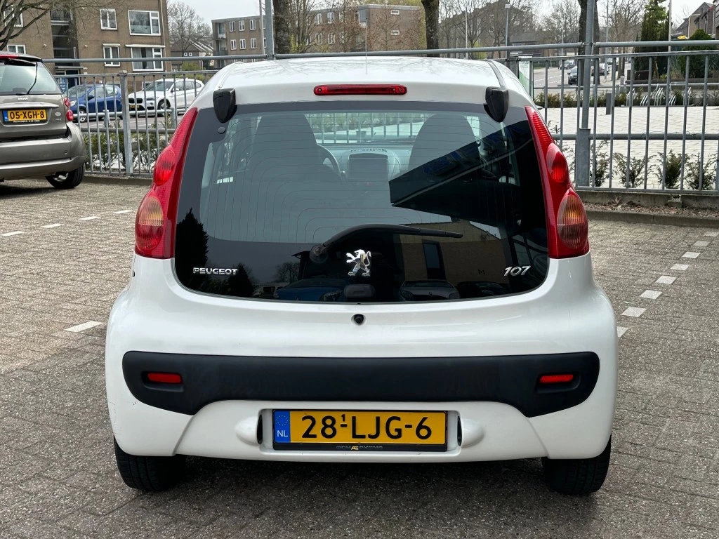 Hoofdafbeelding Peugeot 107