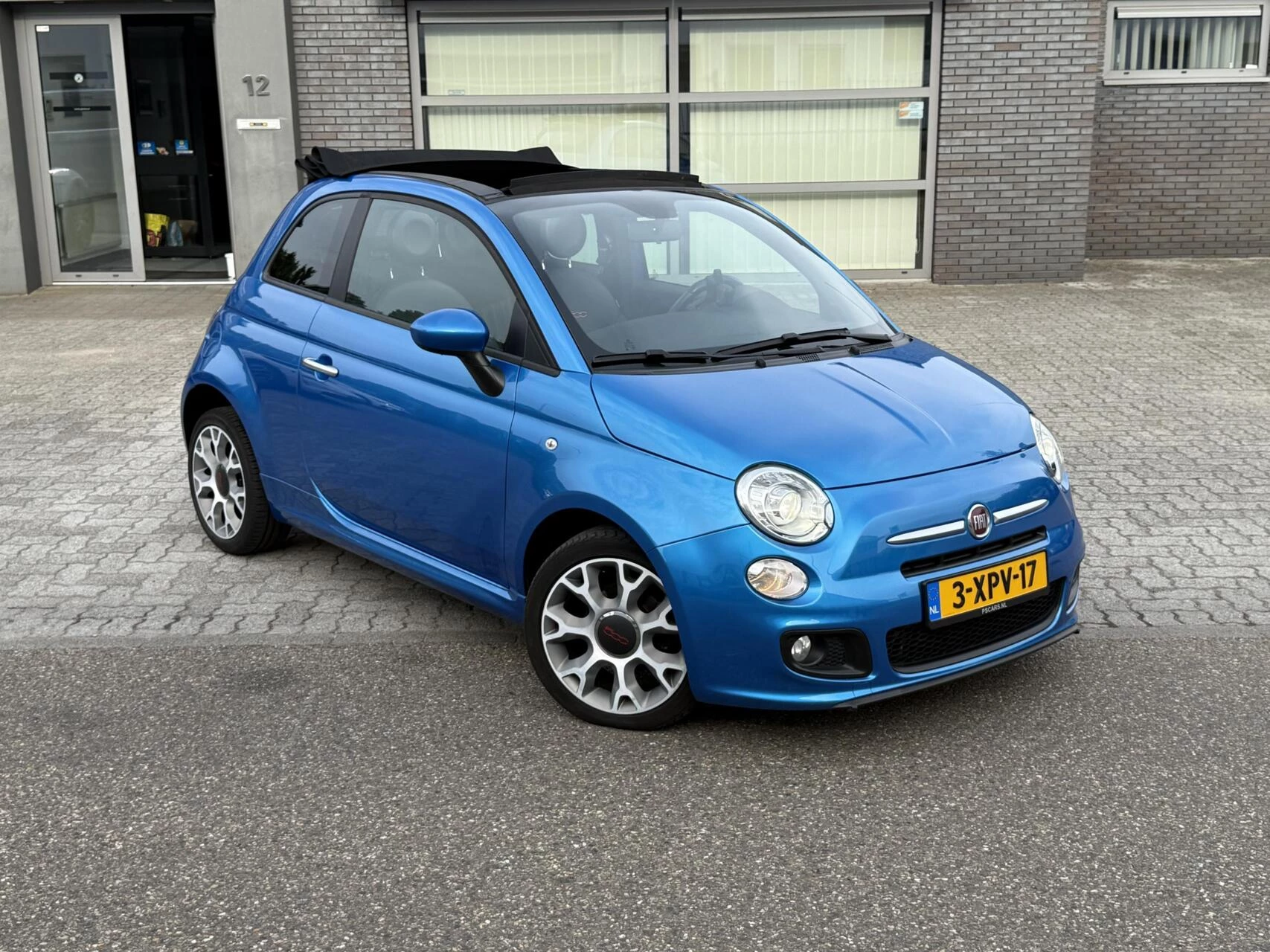 Hoofdafbeelding Fiat 500C