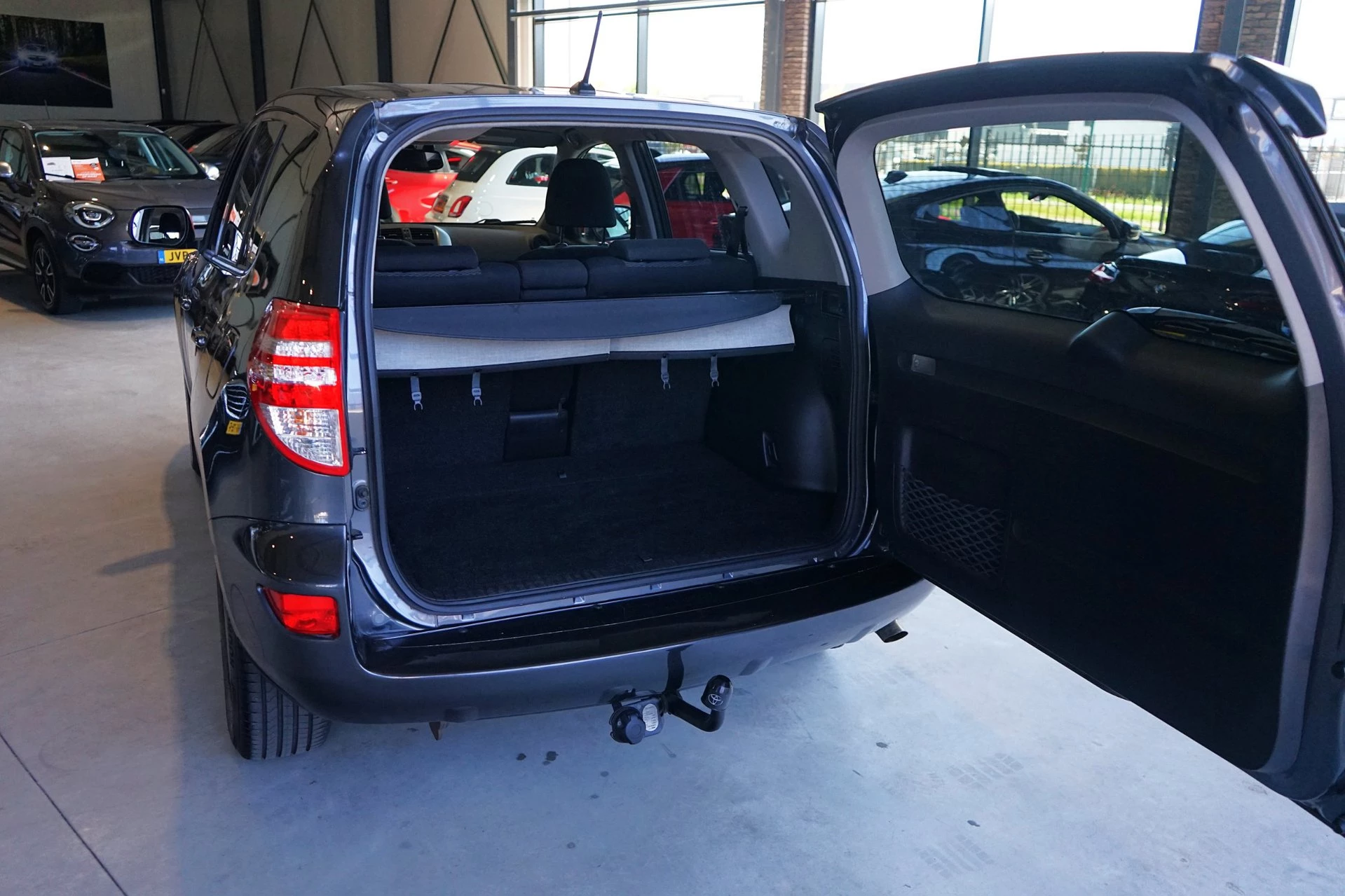 Hoofdafbeelding Toyota RAV4