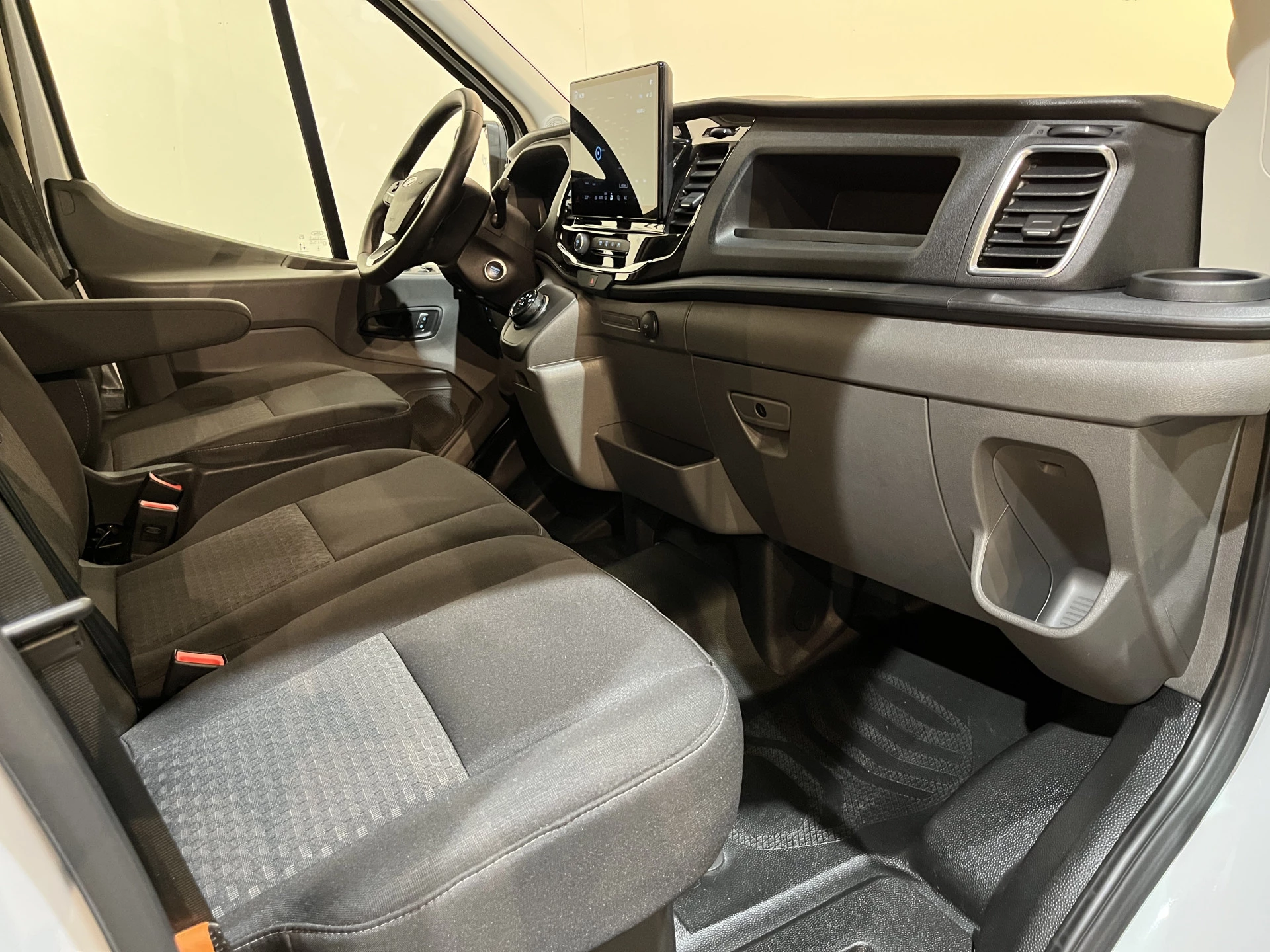 Hoofdafbeelding Ford E-Transit