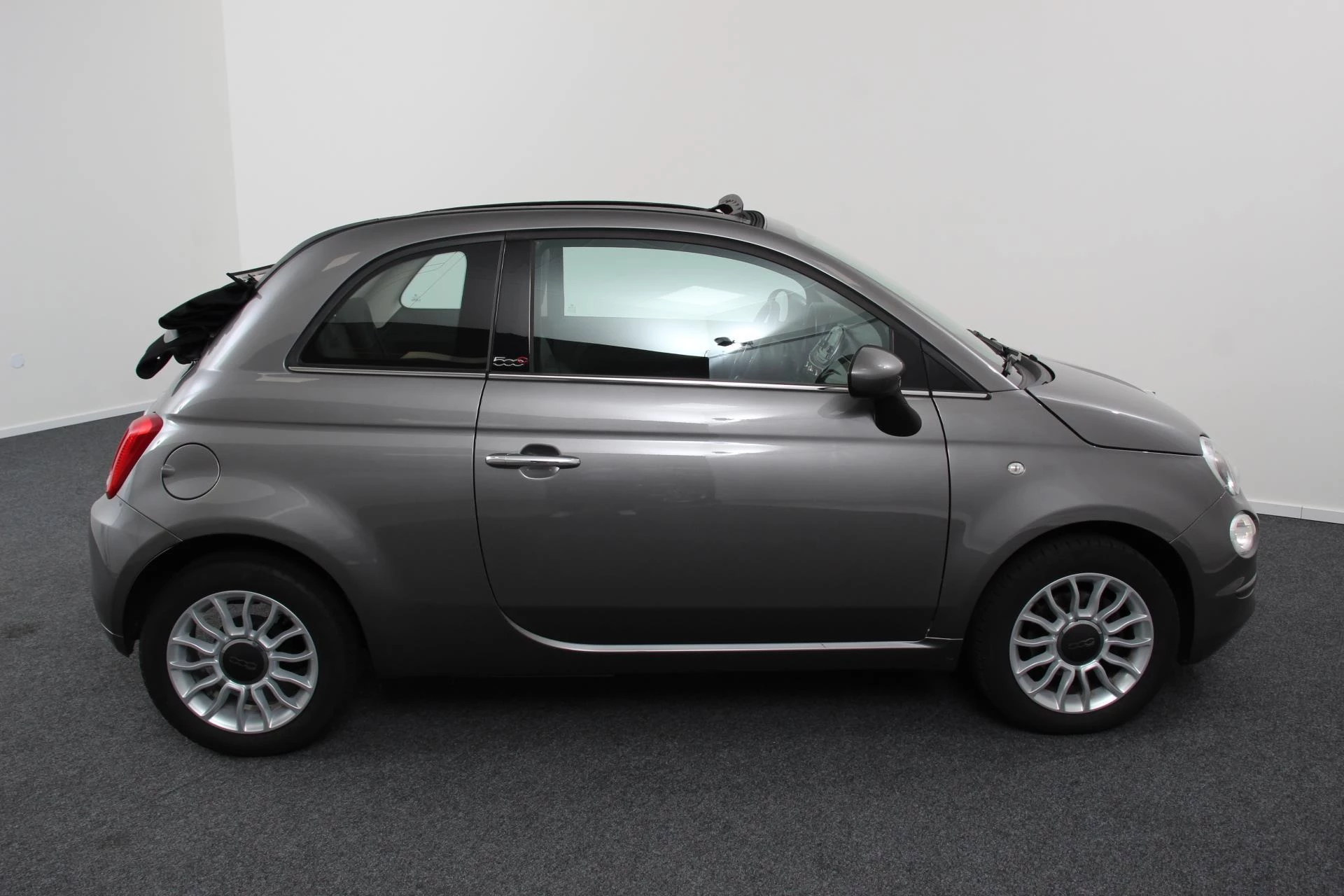 Hoofdafbeelding Fiat 500C