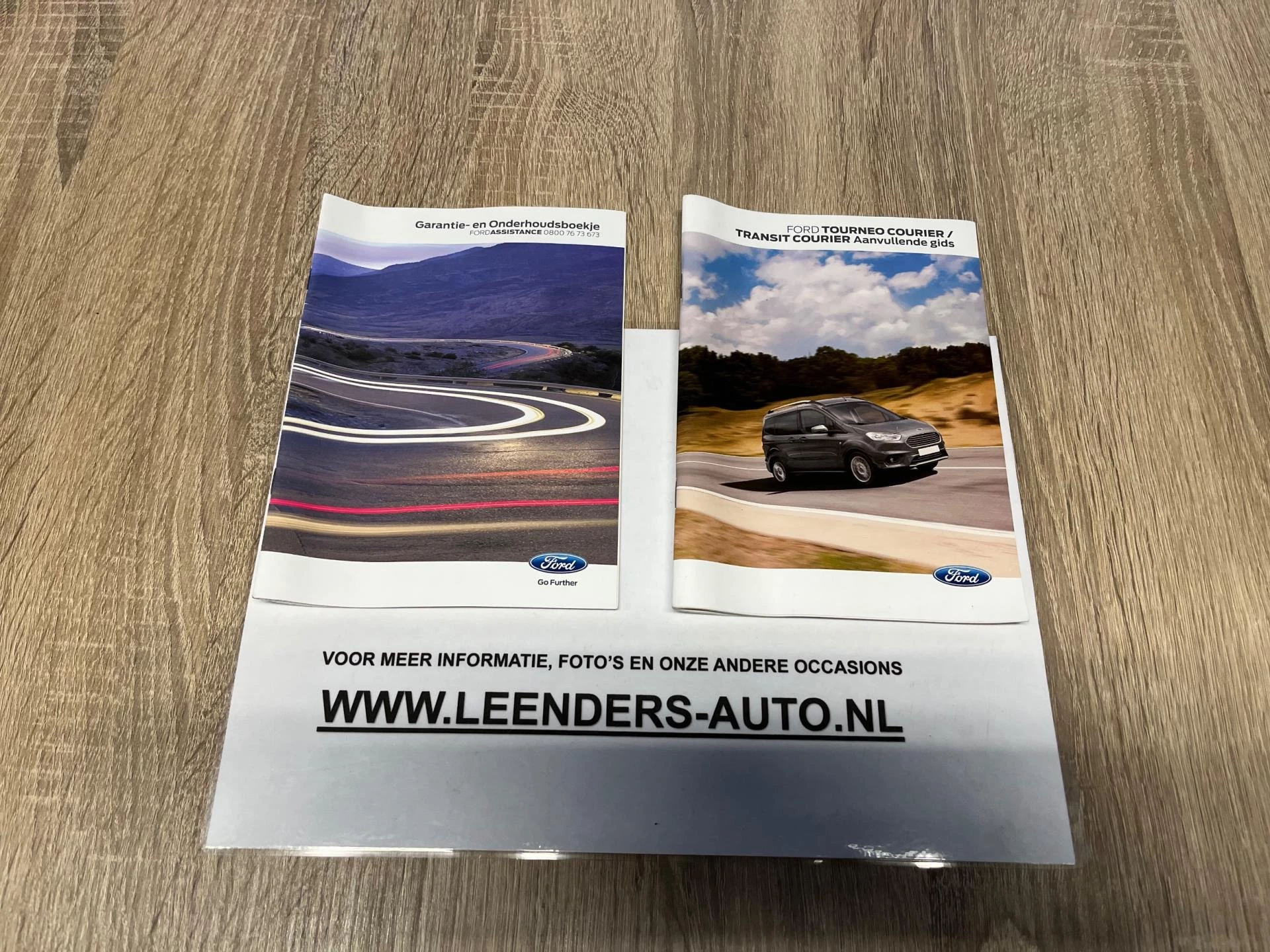 Hoofdafbeelding Ford Transit Courier