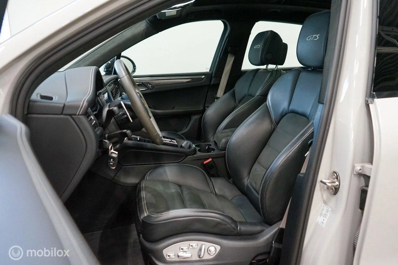 Hoofdafbeelding Porsche Macan