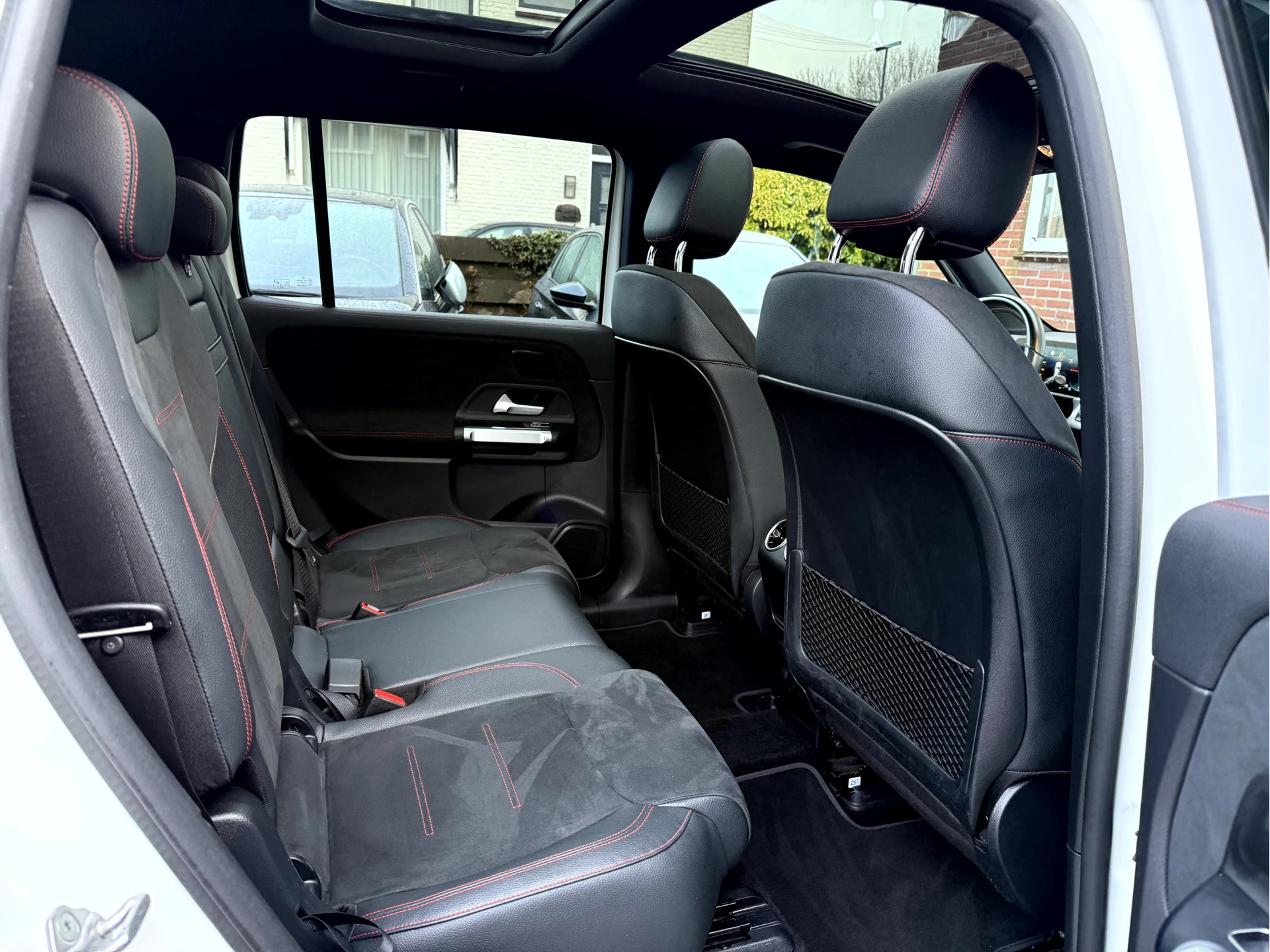 Hoofdafbeelding Mercedes-Benz EQB