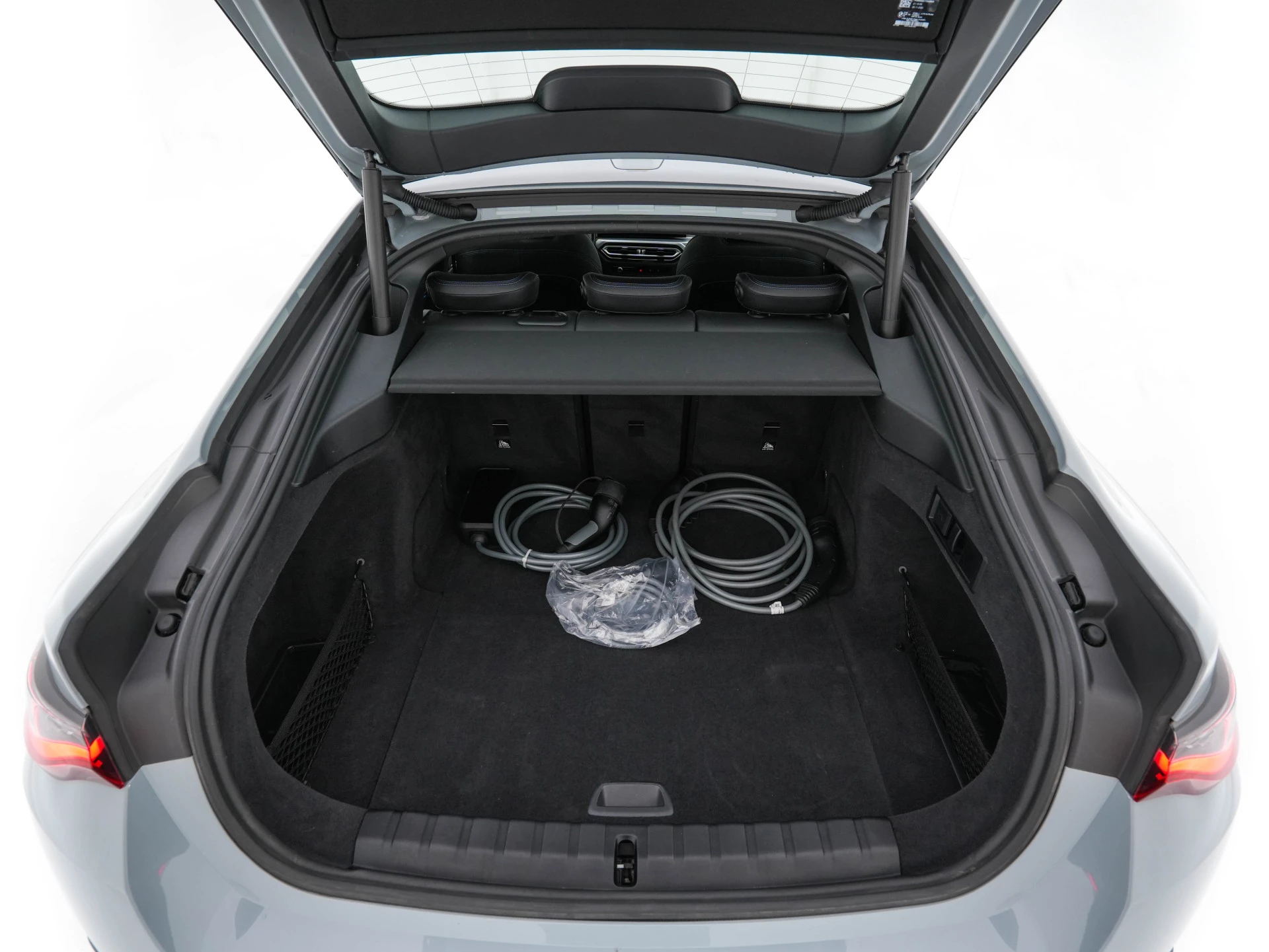 Hoofdafbeelding BMW i4