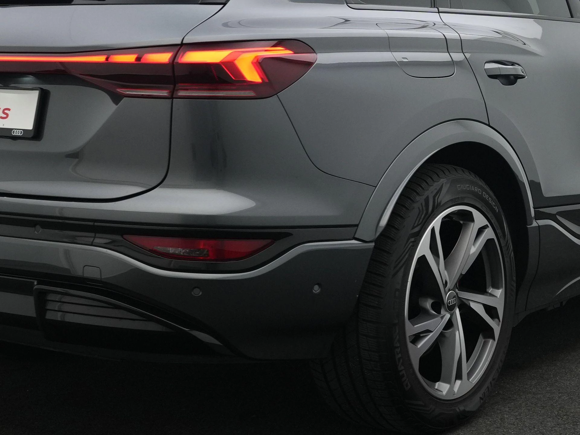 Hoofdafbeelding Audi Q6 e-tron