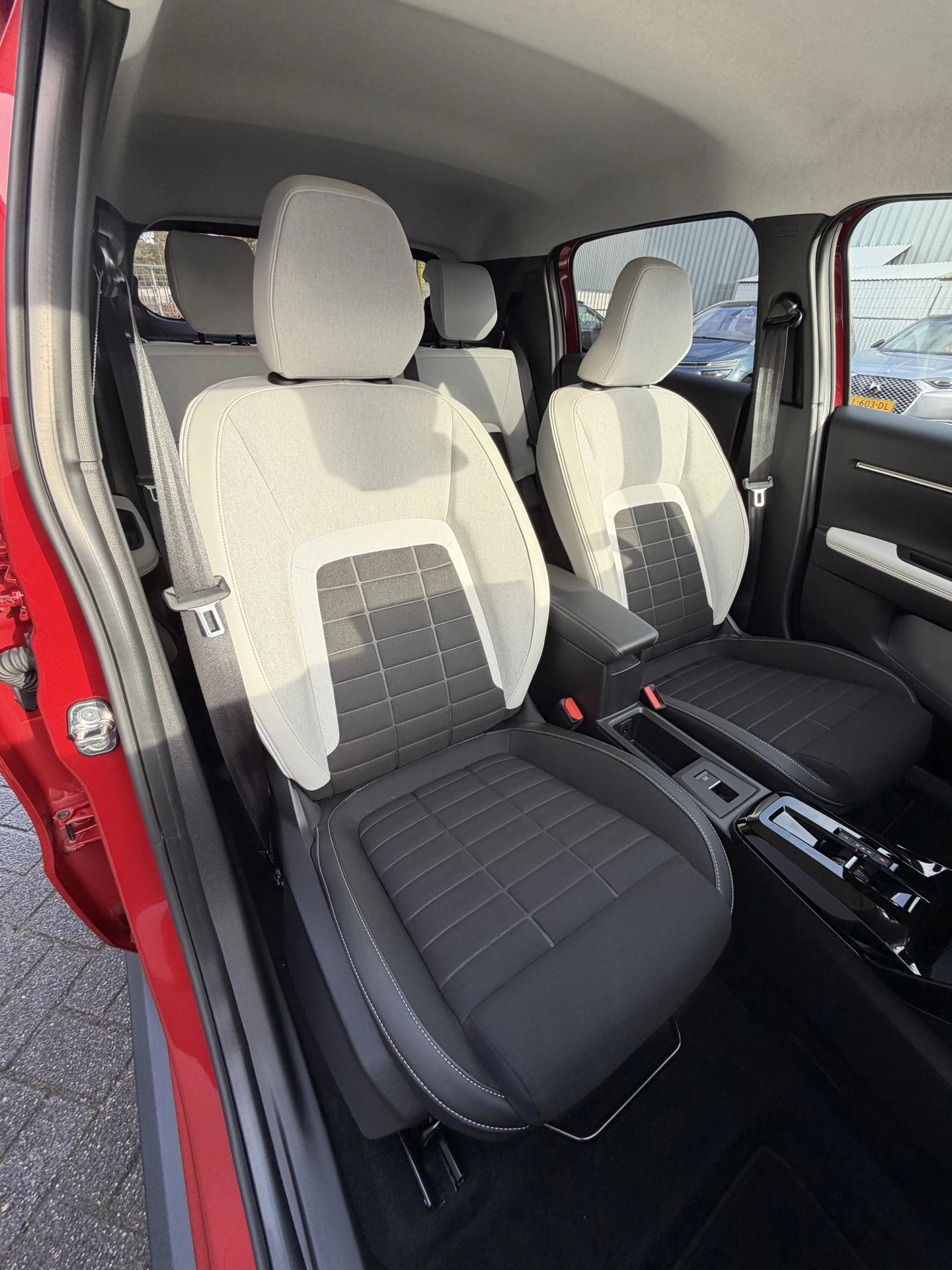 Hoofdafbeelding Citroën ë-C3