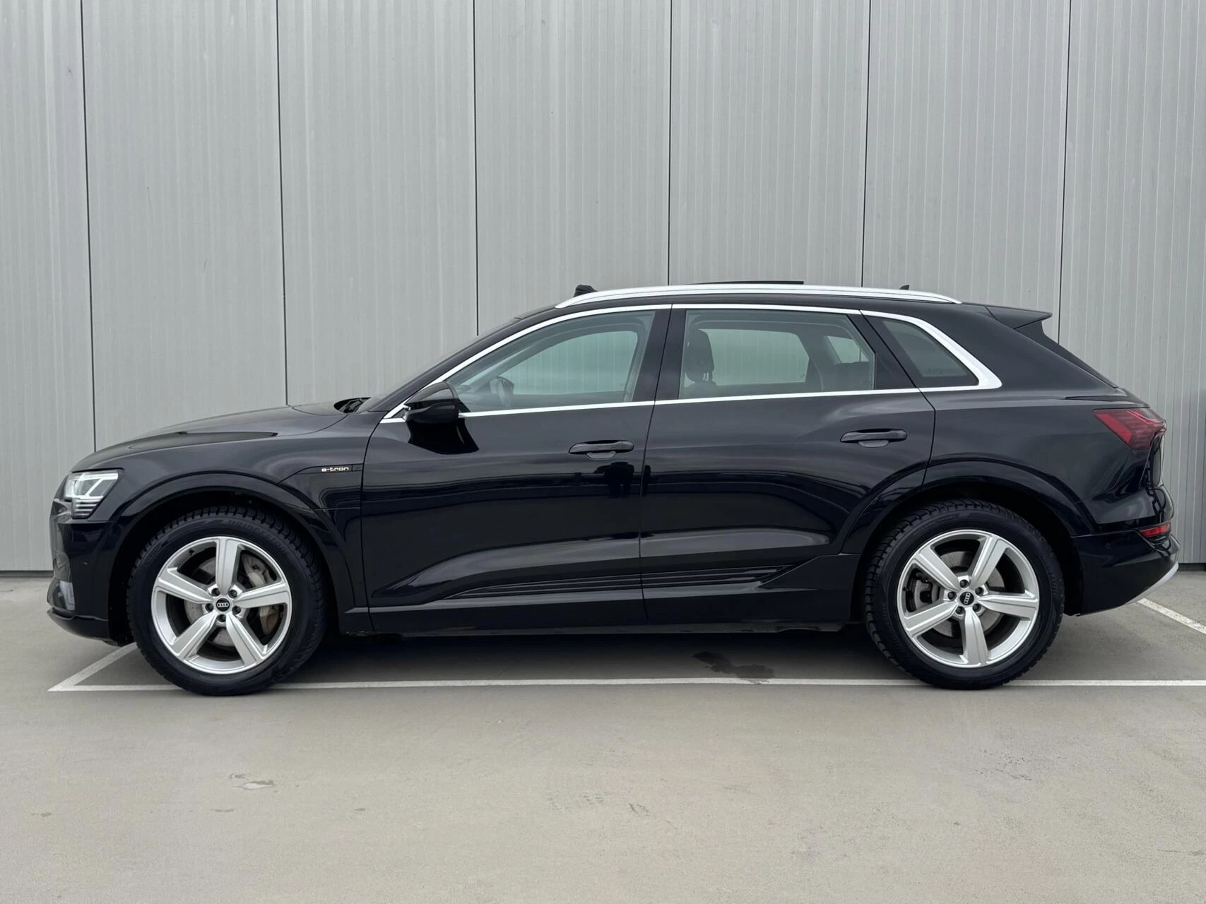Hoofdafbeelding Audi e-tron