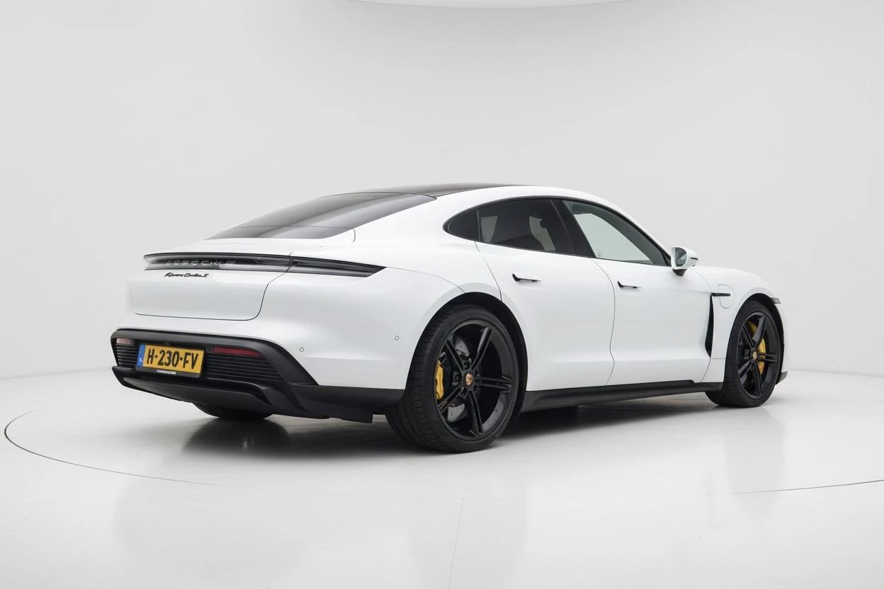 Hoofdafbeelding Porsche Taycan