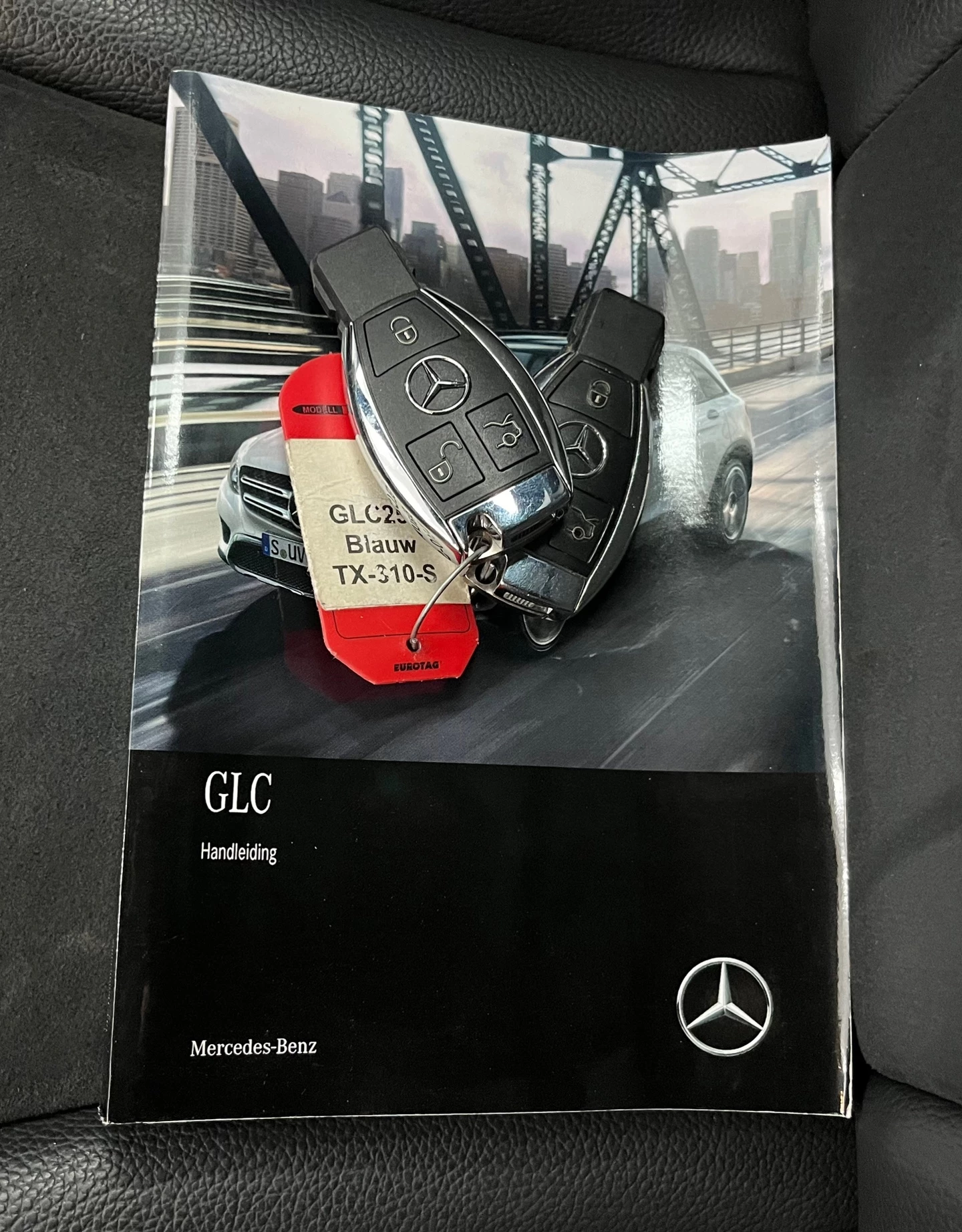 Hoofdafbeelding Mercedes-Benz GLC