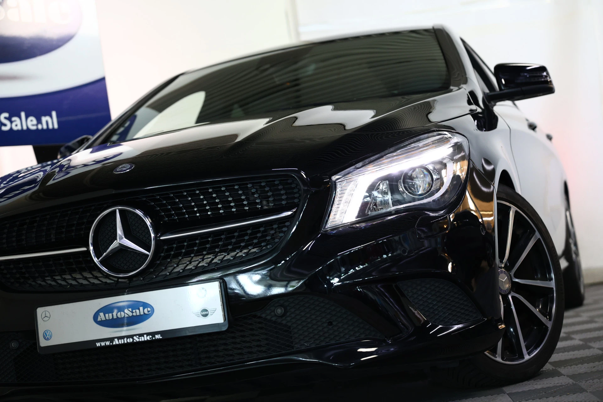 Hoofdafbeelding Mercedes-Benz CLA