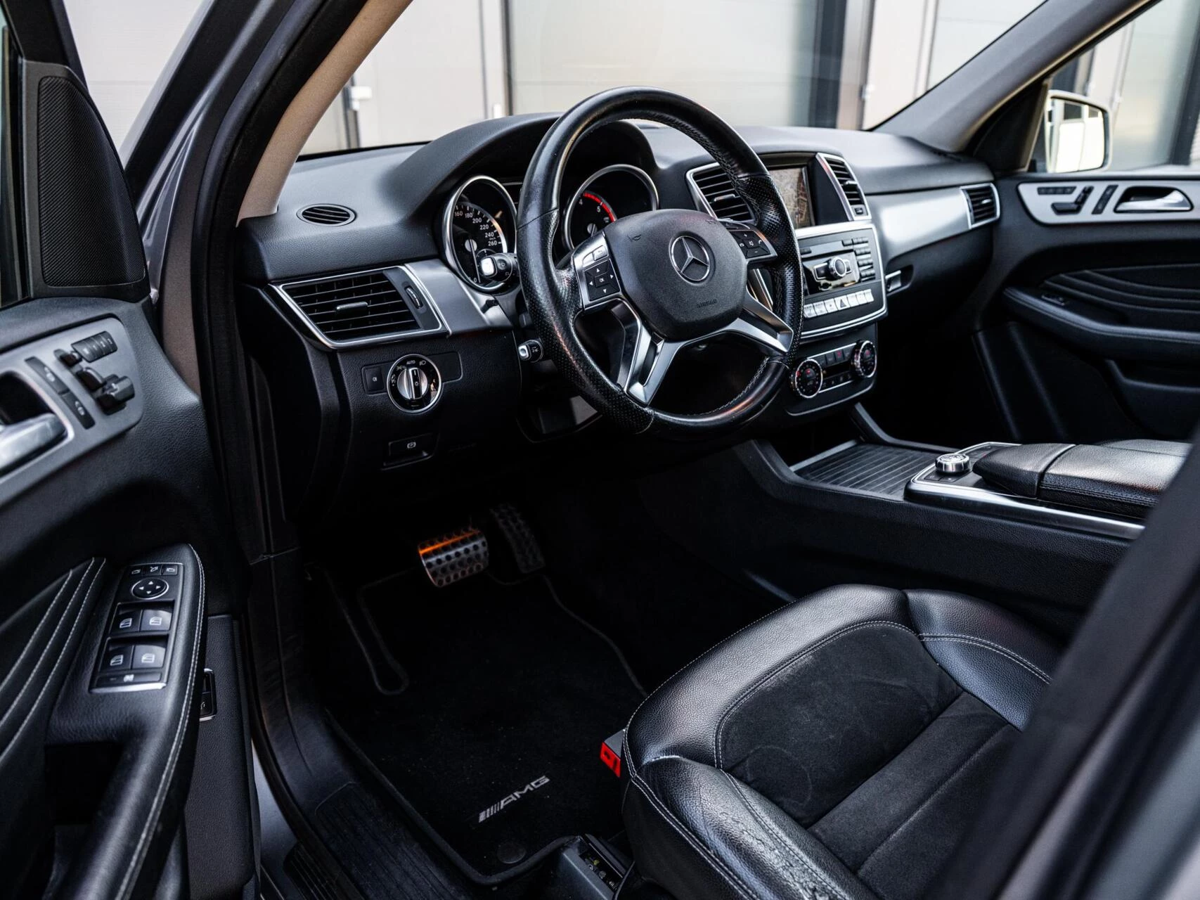 Hoofdafbeelding Mercedes-Benz M-Klasse