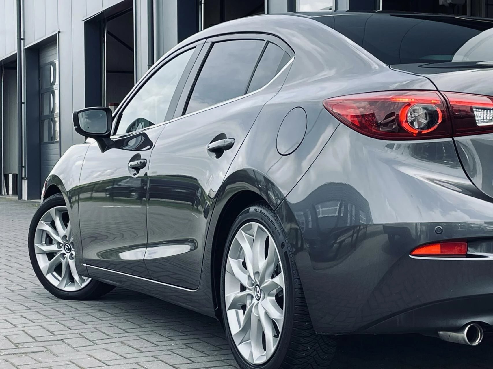 Hoofdafbeelding Mazda 3