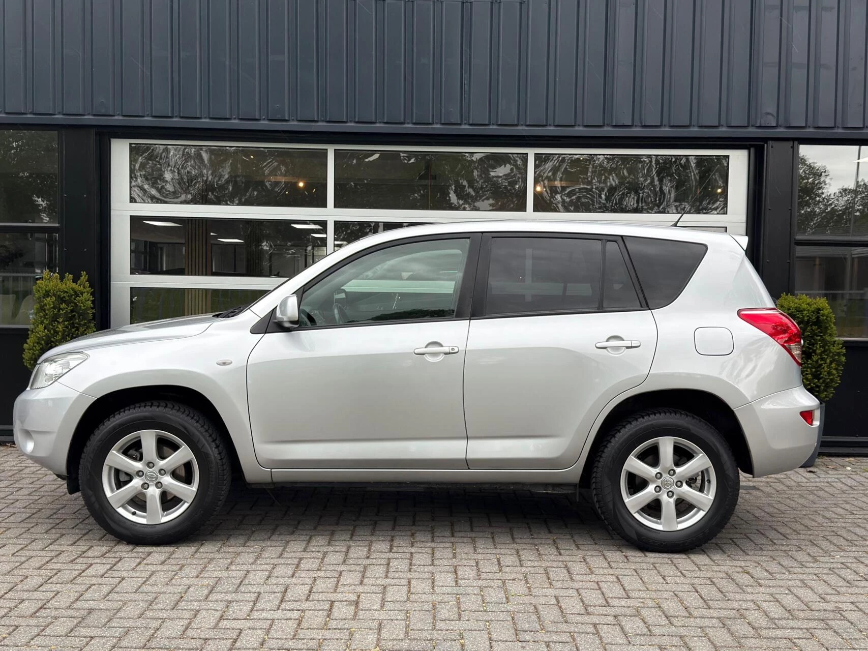 Hoofdafbeelding Toyota RAV4