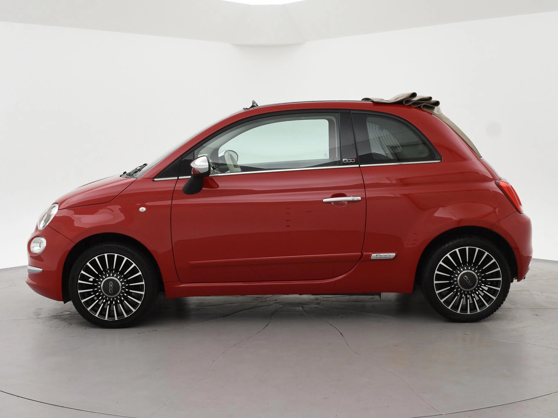 Hoofdafbeelding Fiat 500C