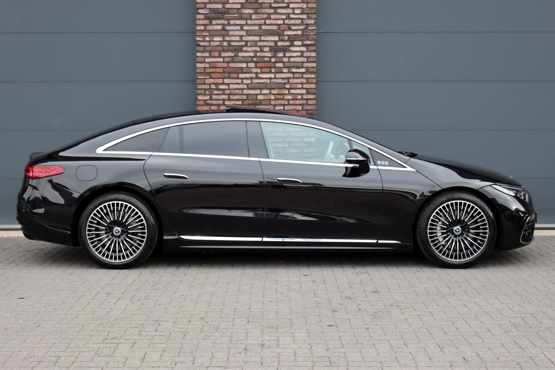 Hoofdafbeelding Mercedes-Benz EQS