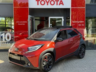 Toyota Aygo X PREMIUM NIEUW UIT VOORRAAD LEVERBAAR! CABRIODAK LED NAVI KEYLESS